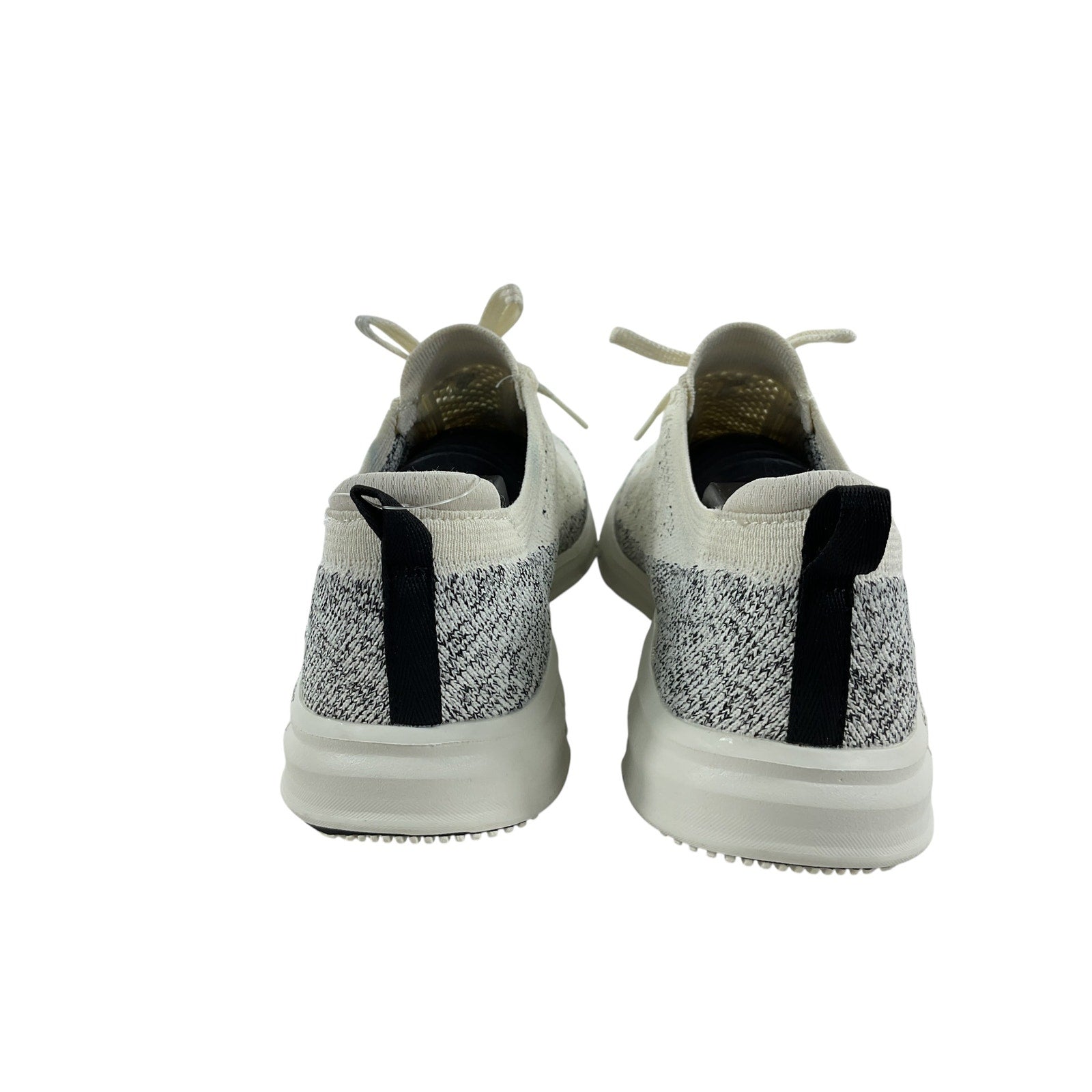 Tenis 8 (Skechers)