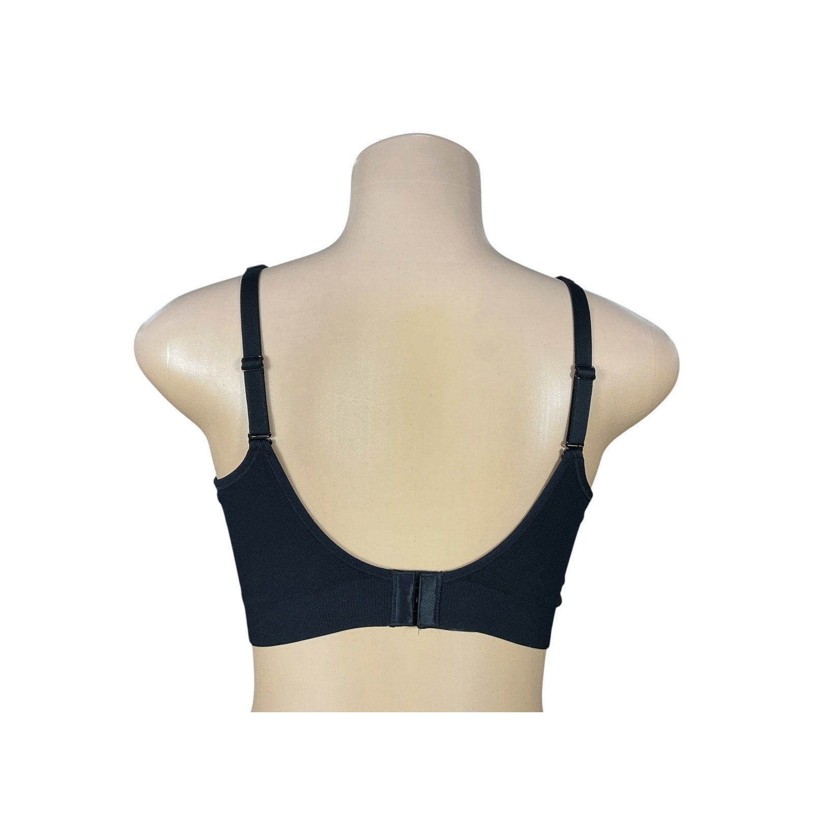 Top M (UNDEROUTFIT)
