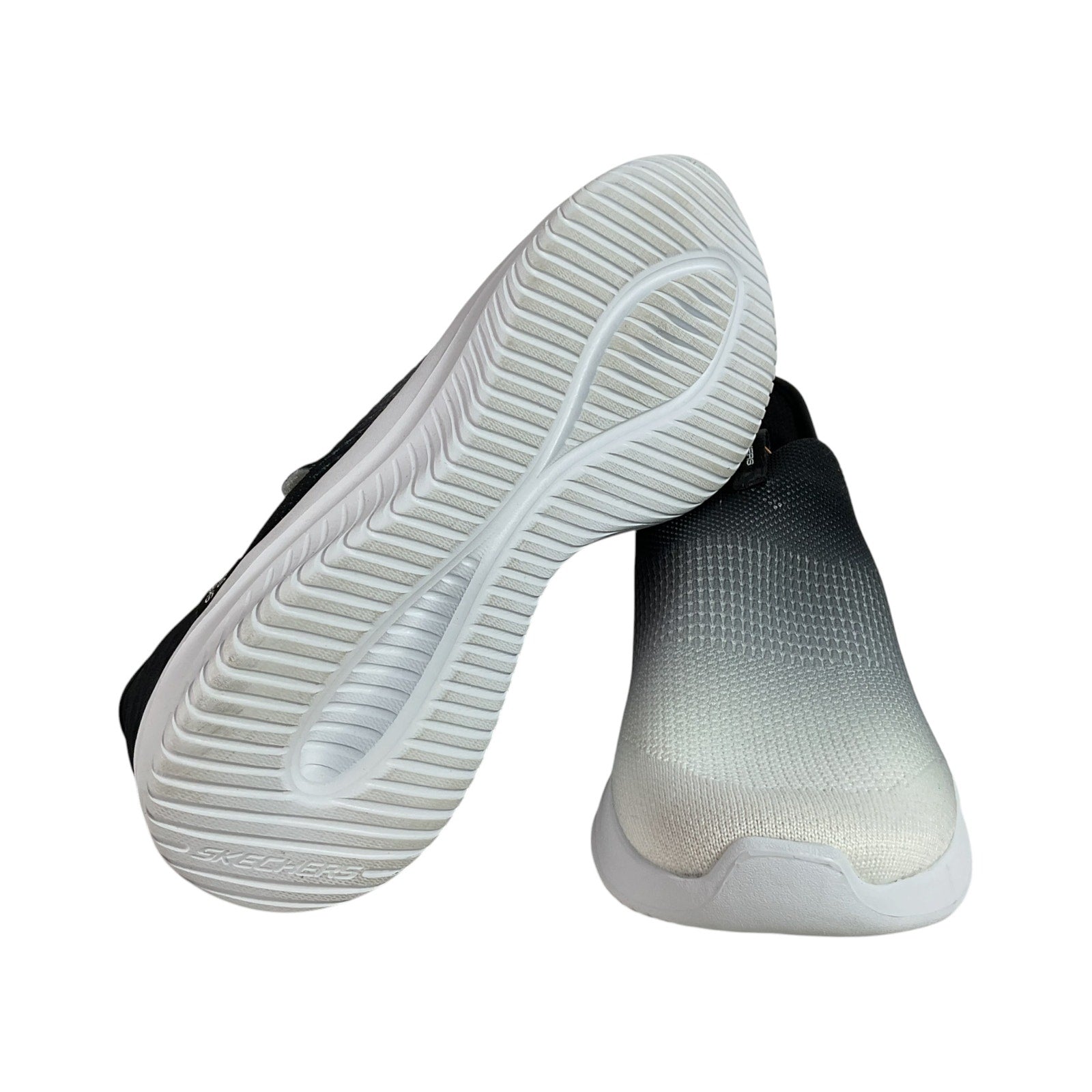 Tenis 8 (Skechers)