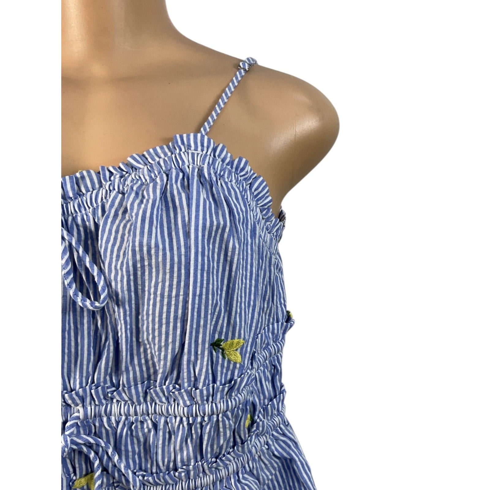 Blusa M (Free Assembly)