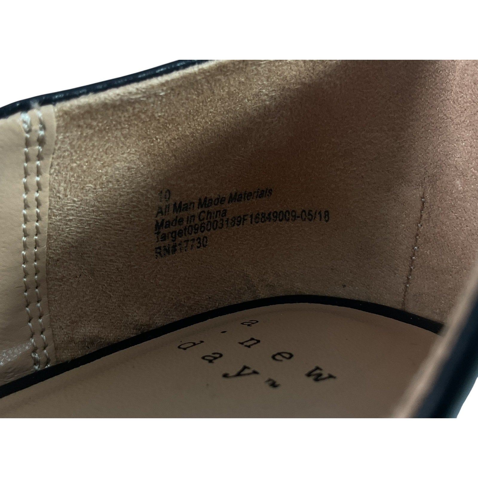 Zapatilla 10 (a new day)