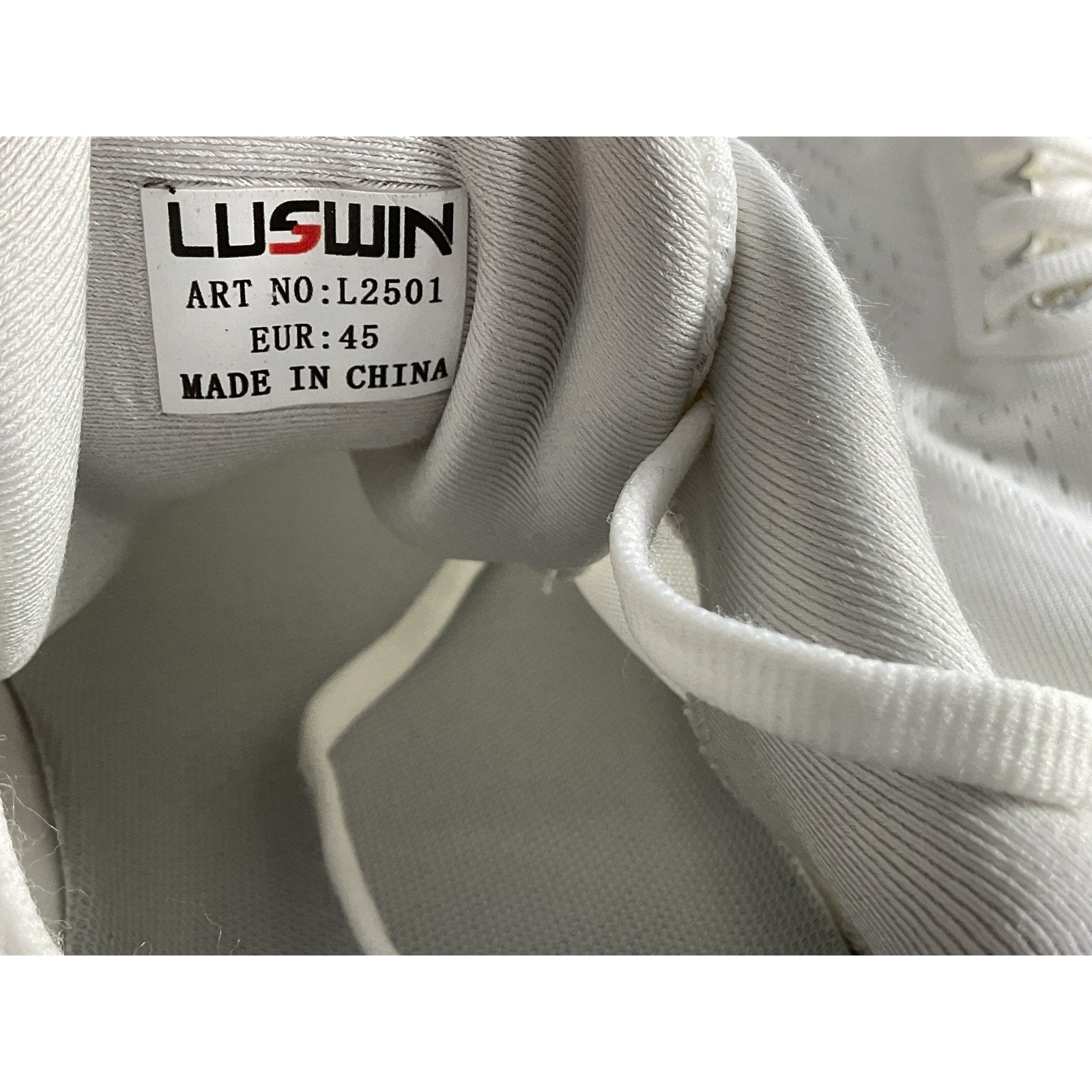 Tenis 12 (Luswin)