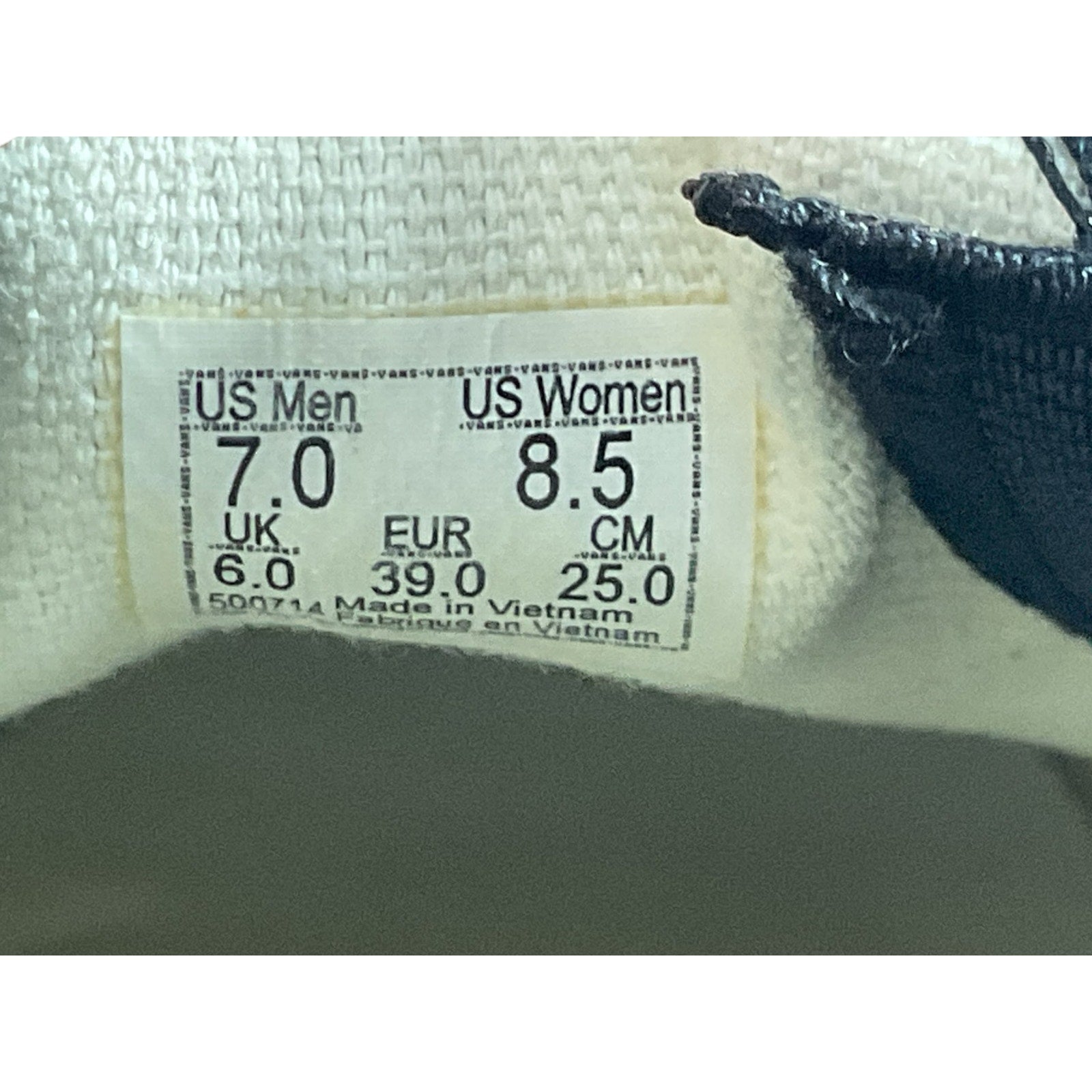 Tenis 8.5 (Vans)