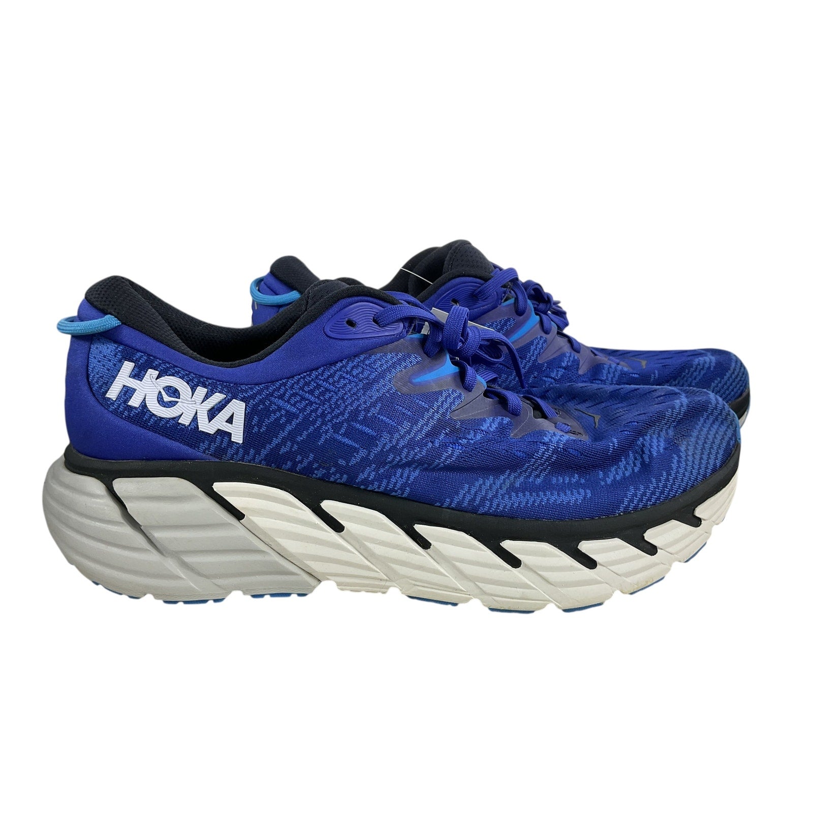 Tenis 12 (HOKA)