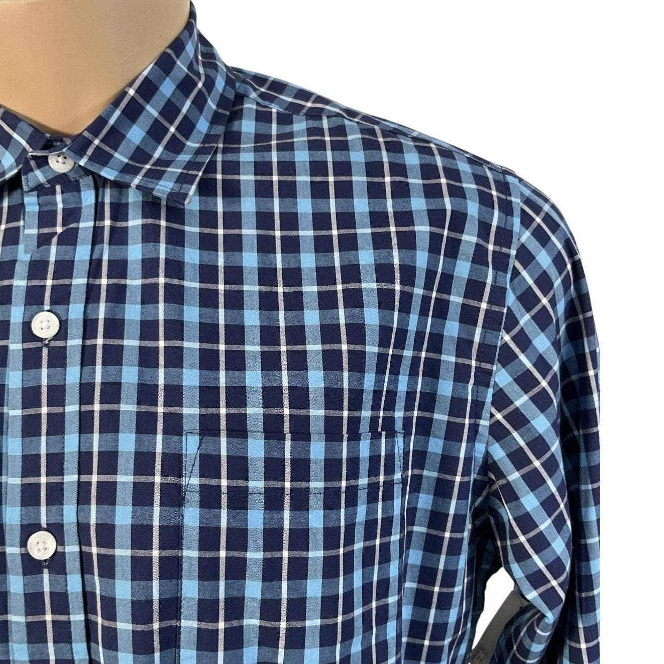 Camisa M (Amazon Essentials)