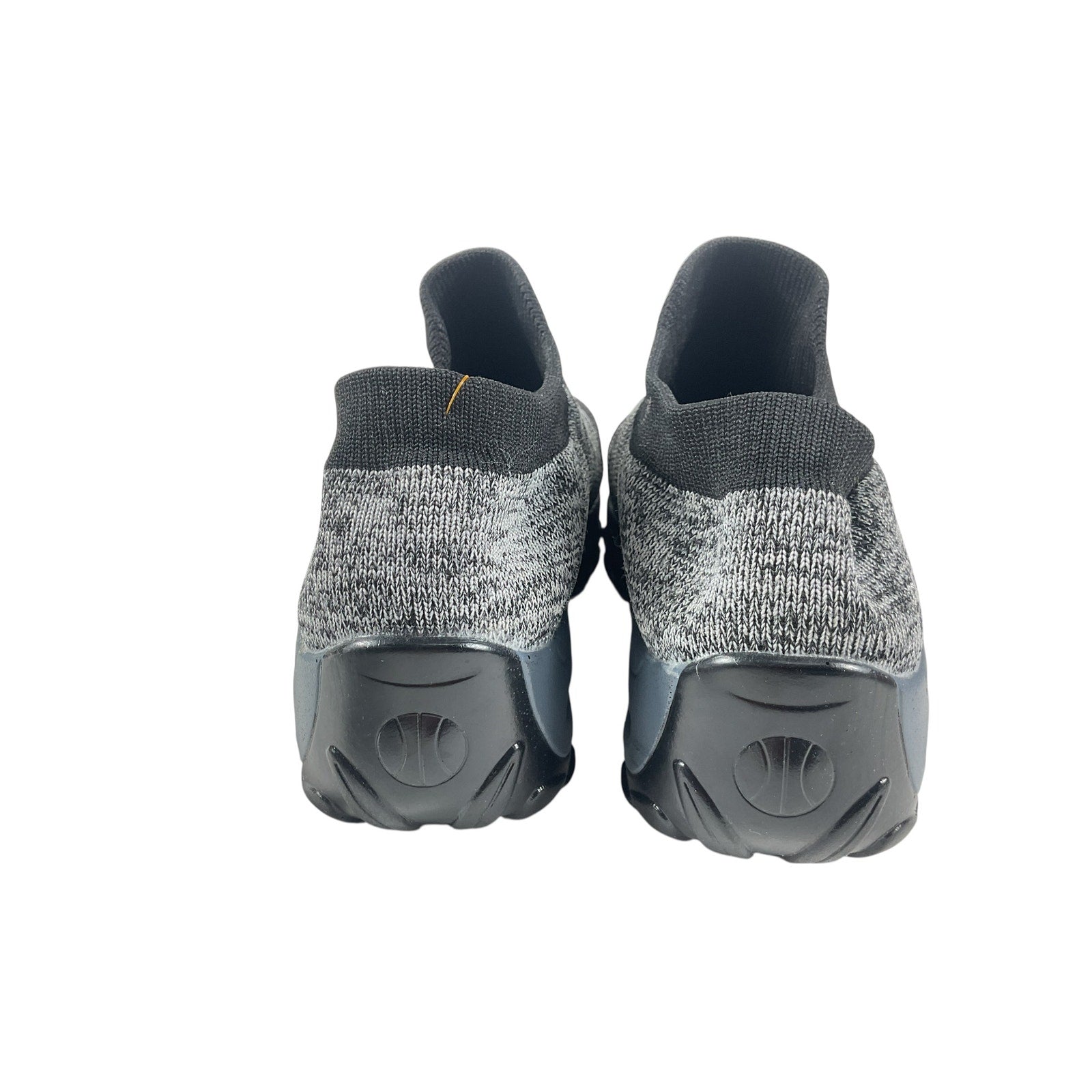 Tenis 8