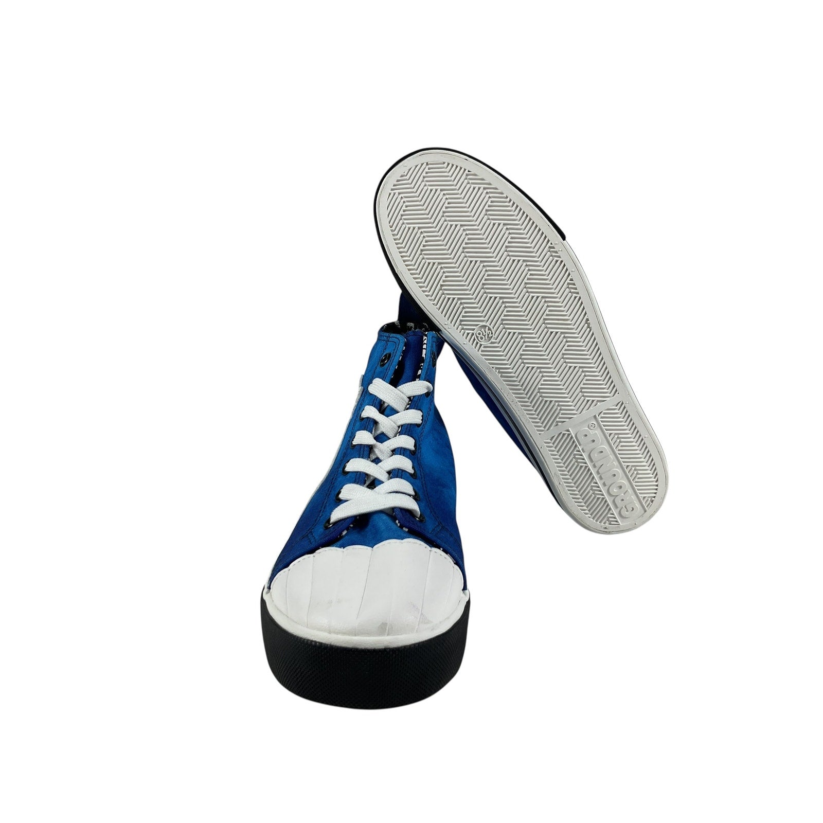 Tenis 8.5