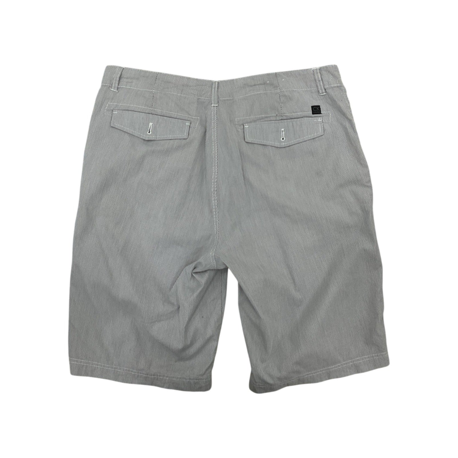 Short 36 (Calvin Klein)