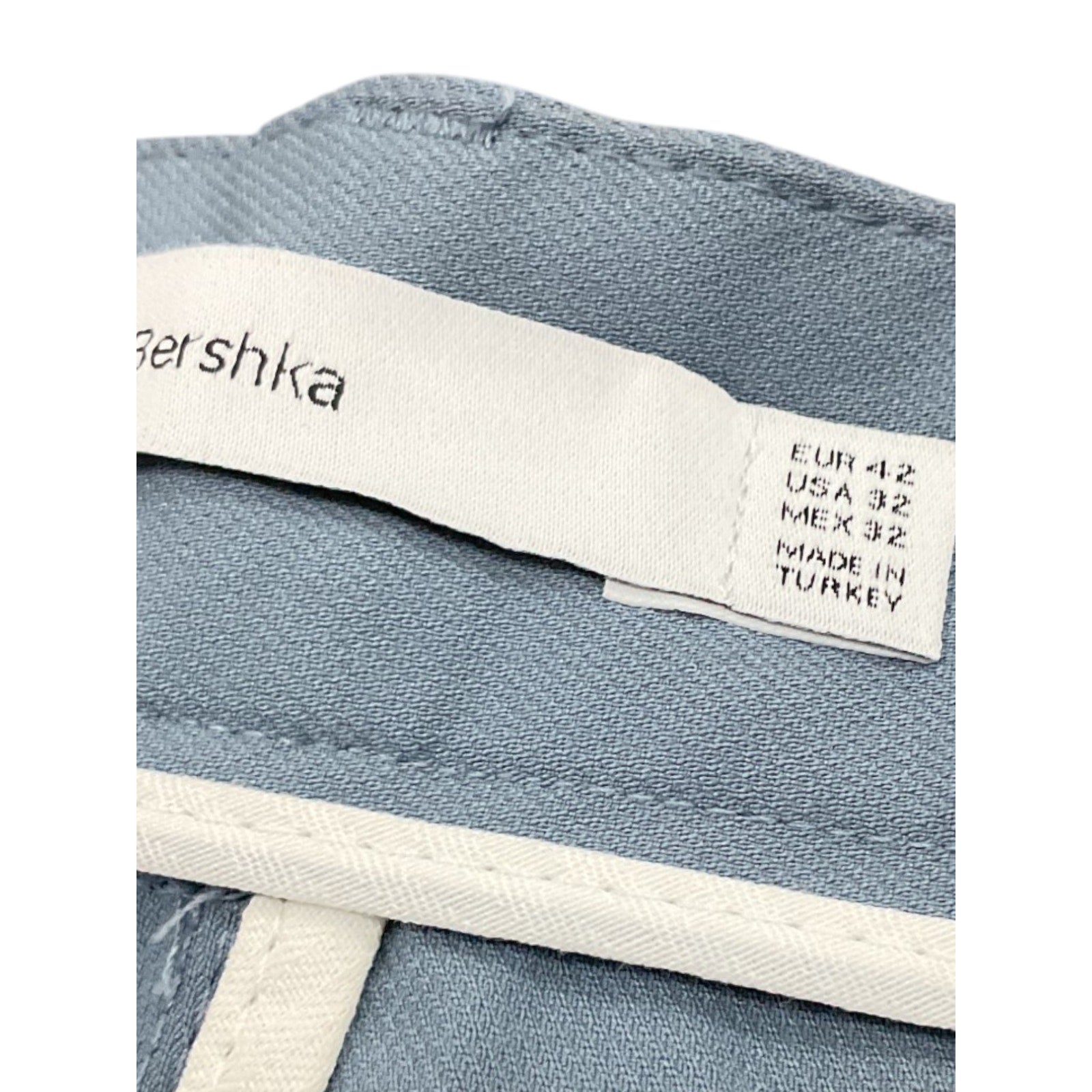Pantalon 32 (Bershka)
