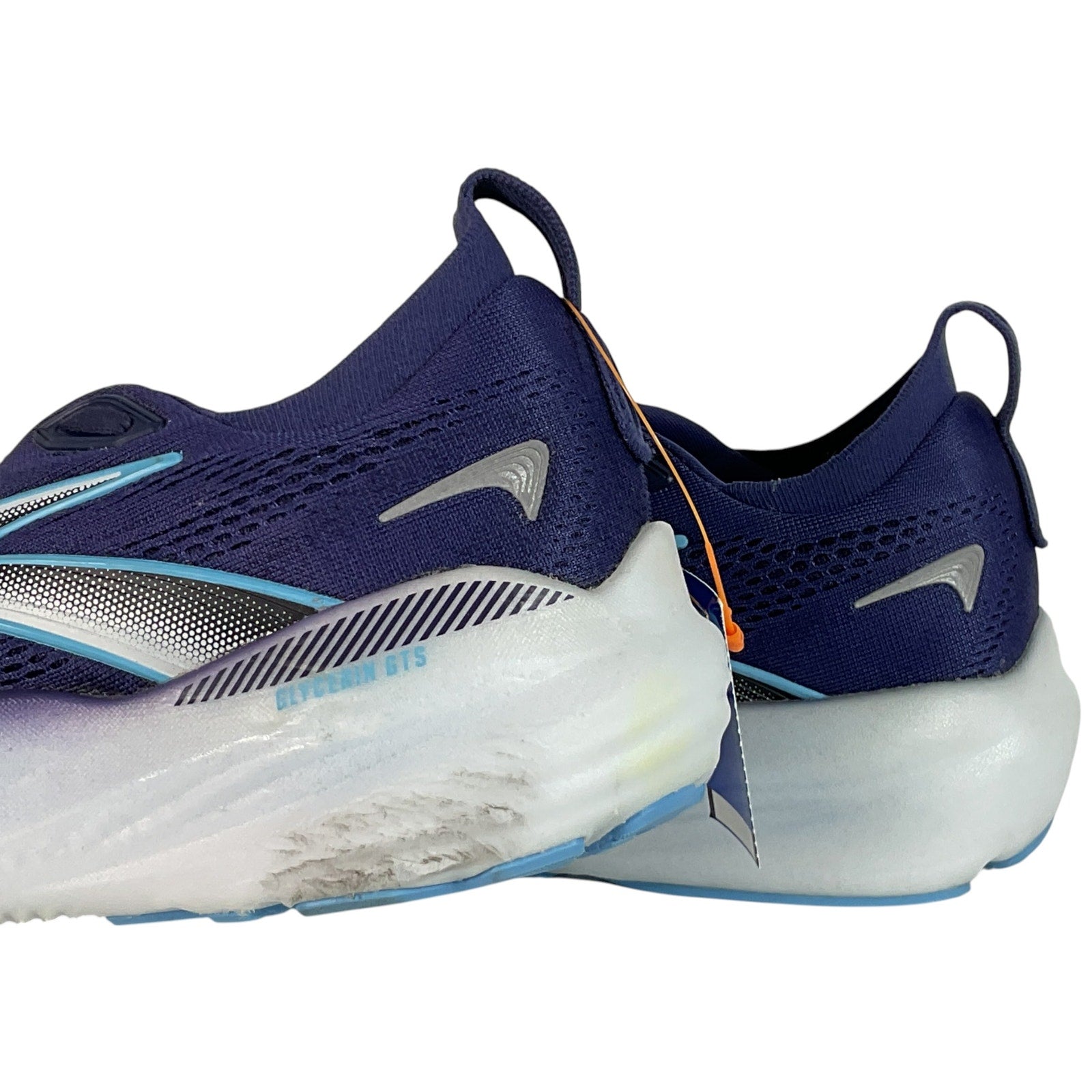 Tenis 8 (Brooks)