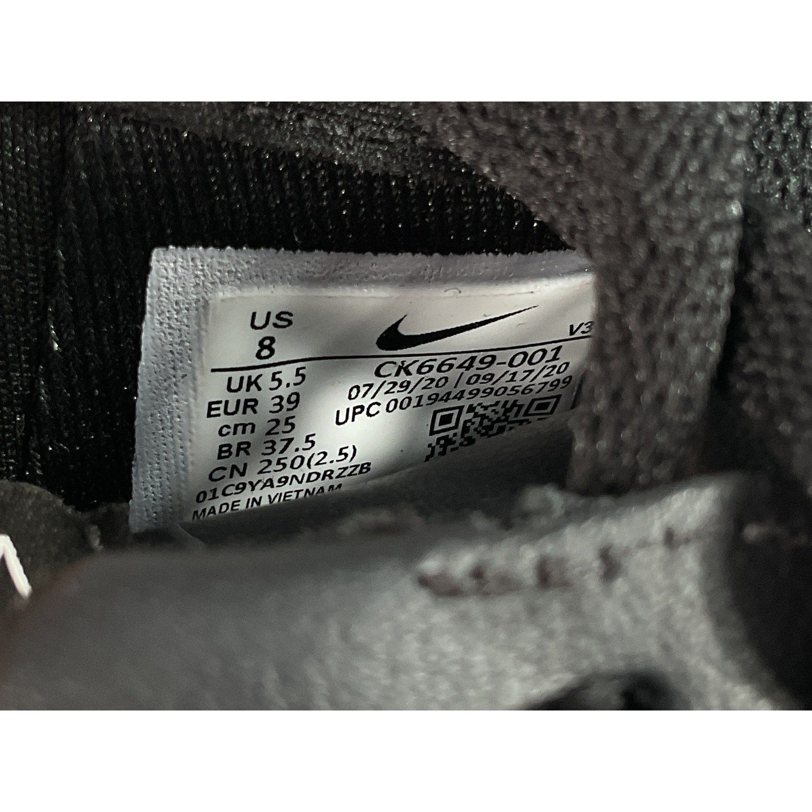 Tenis 8 (Nike)