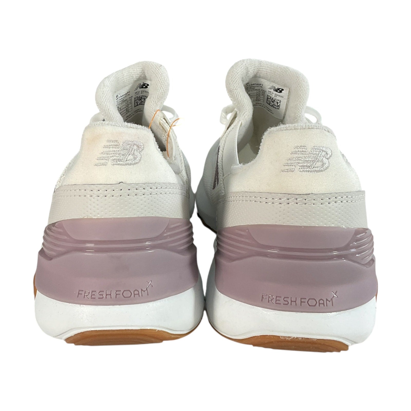 Tenis 8 (New Balance)