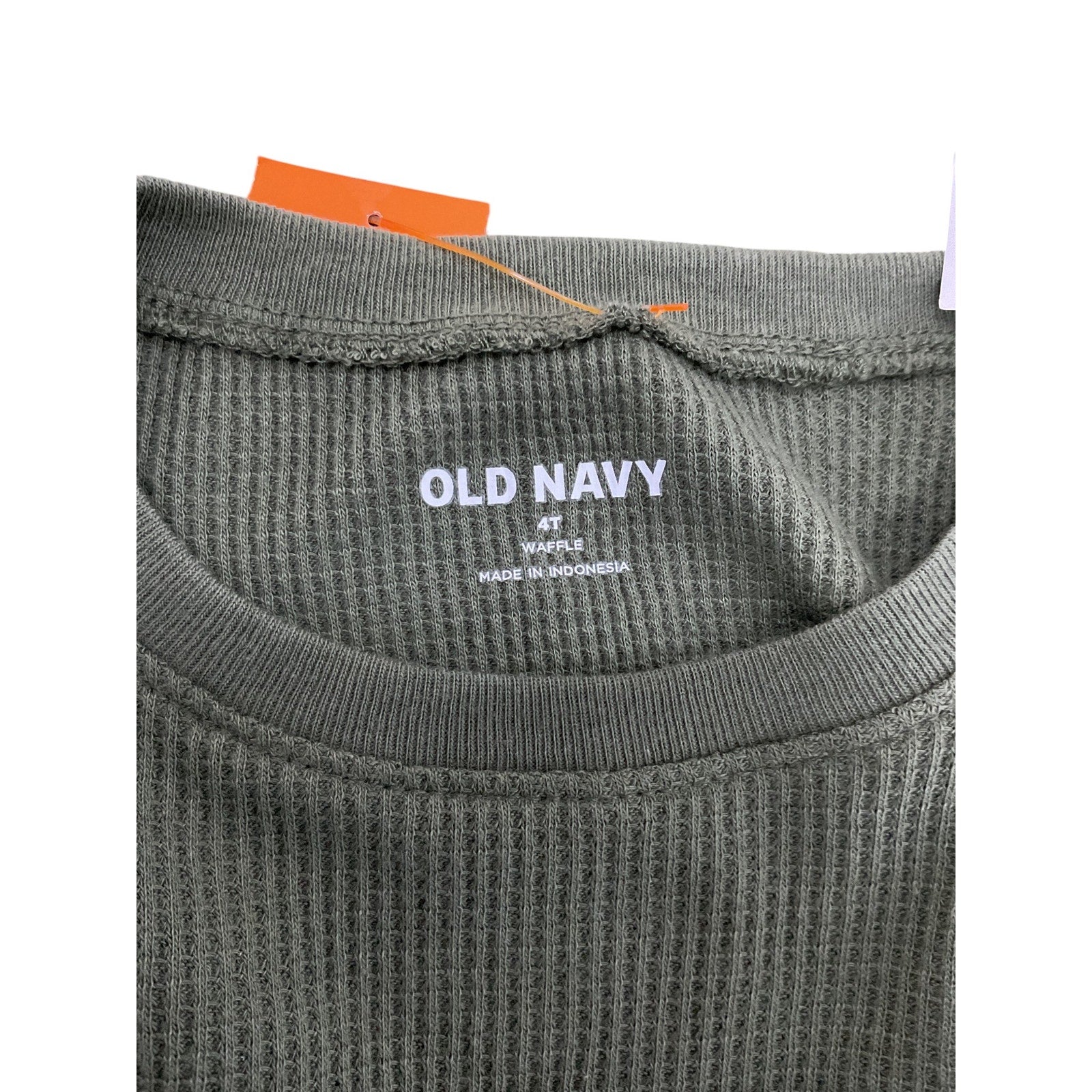 Sueter niño 4T (Old Navy)