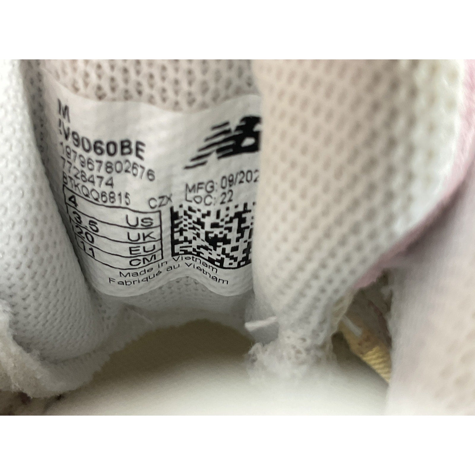 Tenis niña 4 (New Balance)