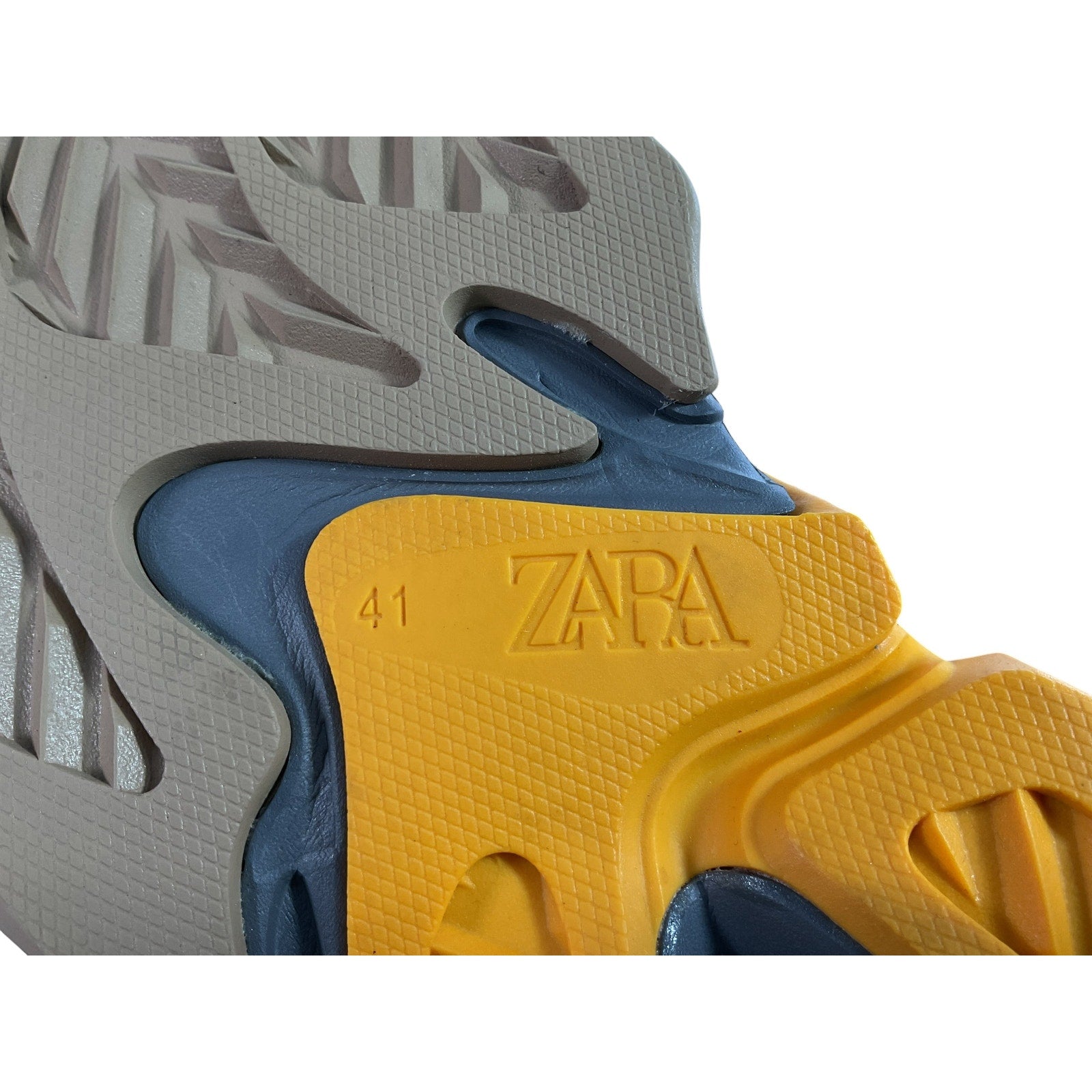 Tenis 8 (ZARA)