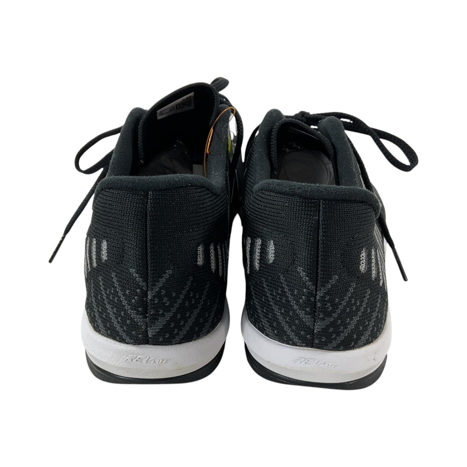 Tenis 8.5 (New Balance)