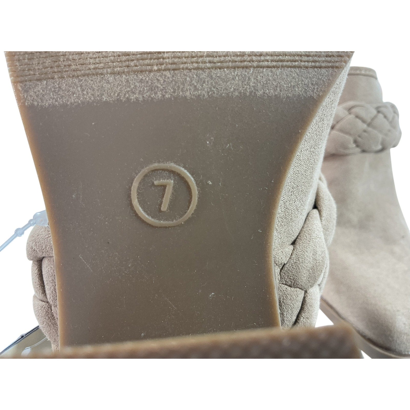 Tacón 7 (Universal Thread)