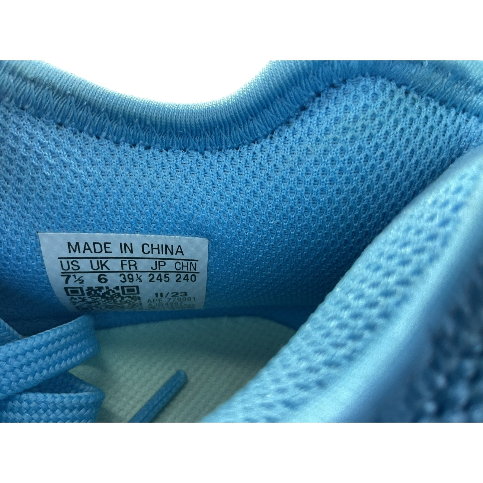 Tenis 7.5 (Adidas)