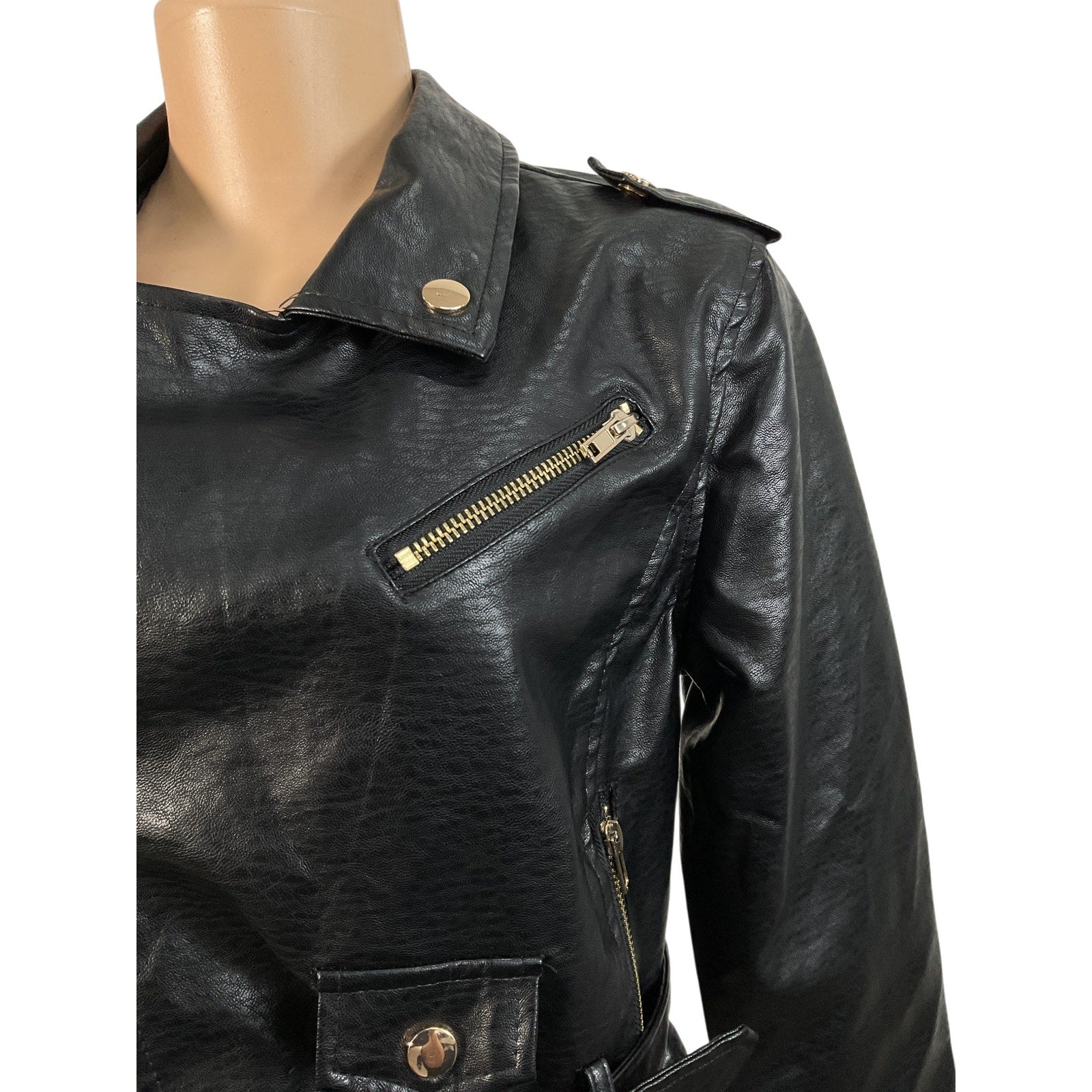 Chaqueta S (Fashion Nova)