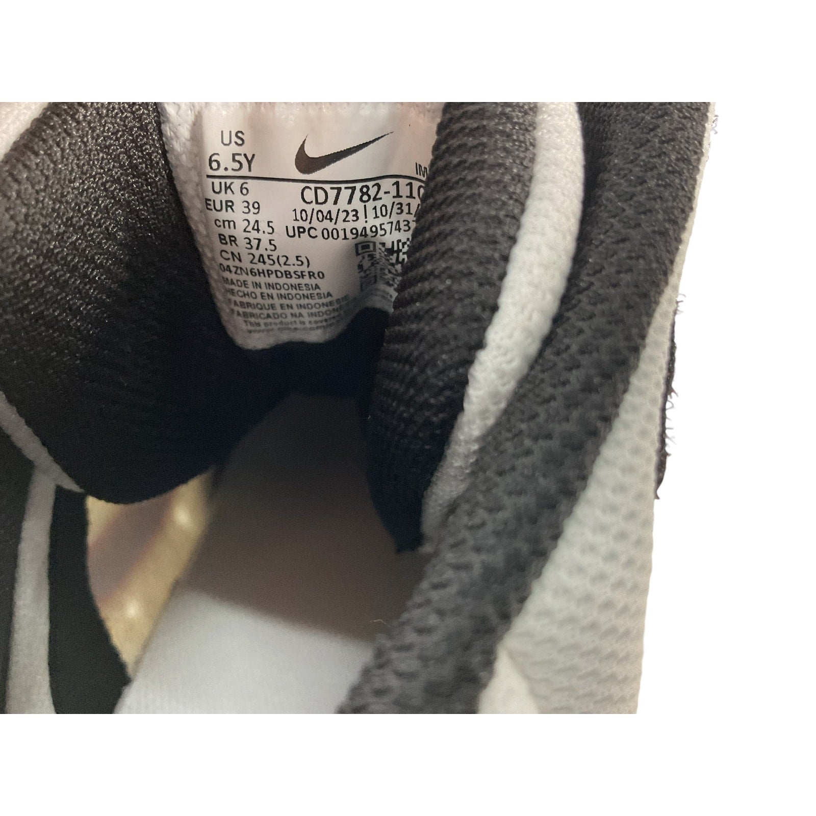 Tenis  6.5Y (Nike)