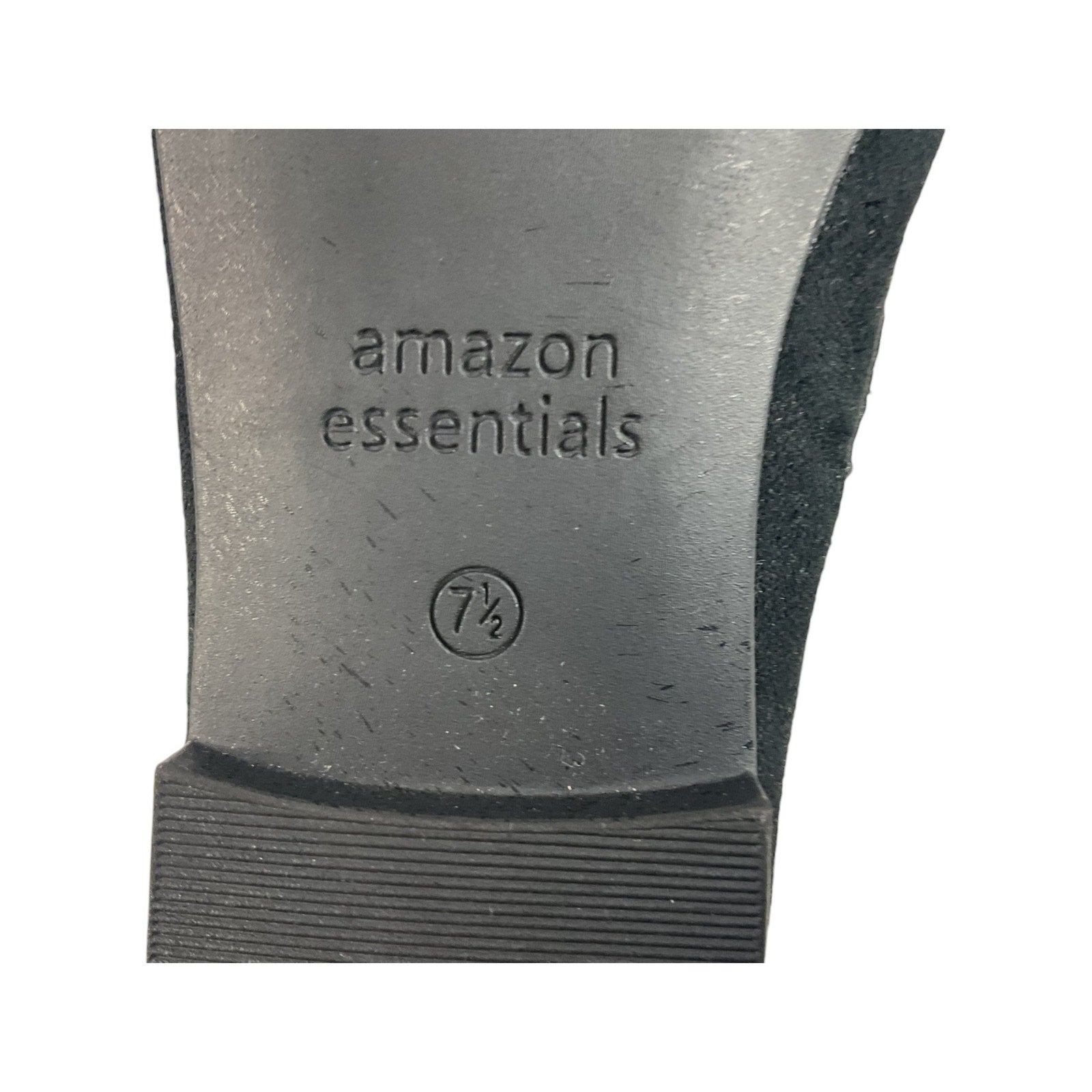 Zapatilla 7.5 (Amazon essentials)