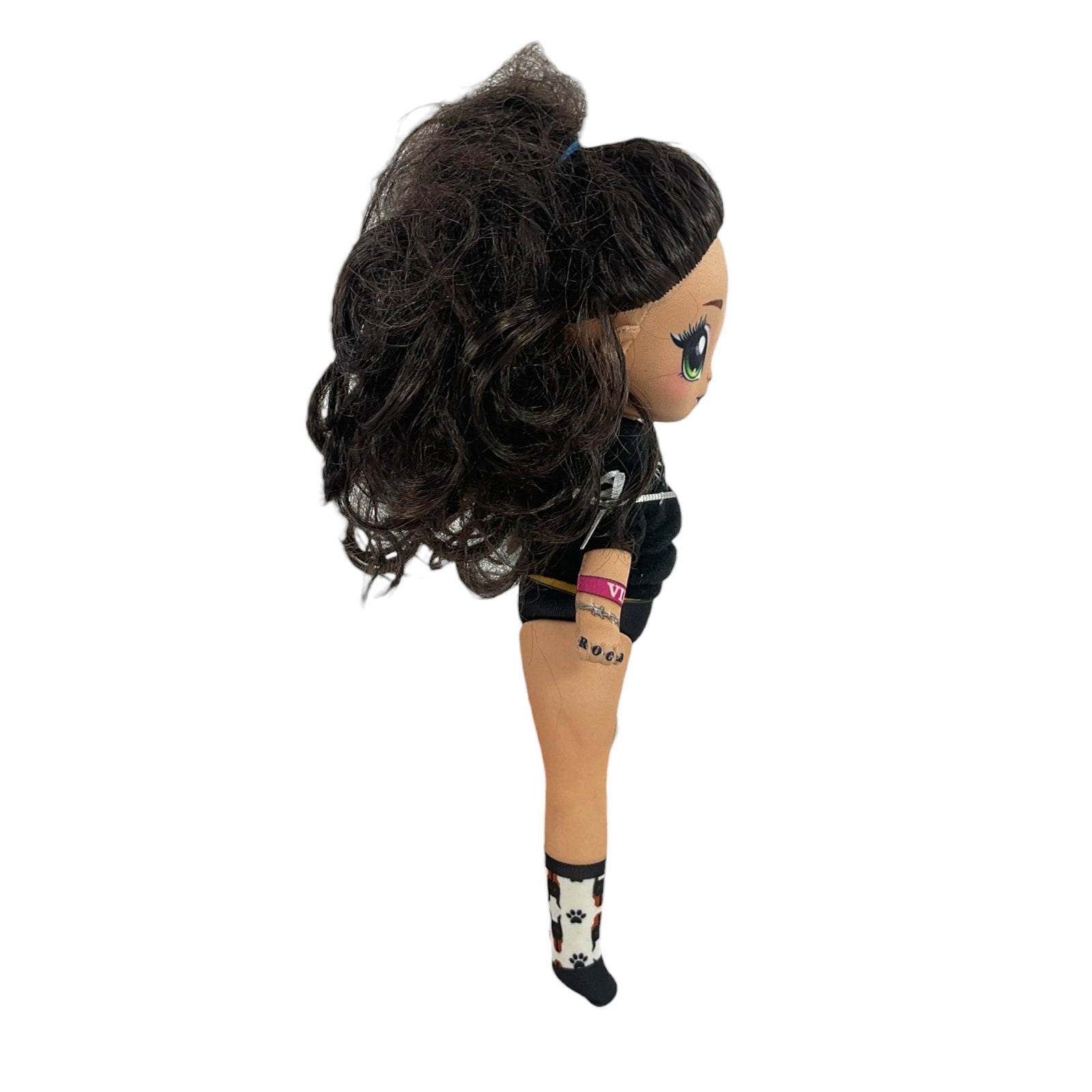 Muñeca rebelde rare (Na na na)