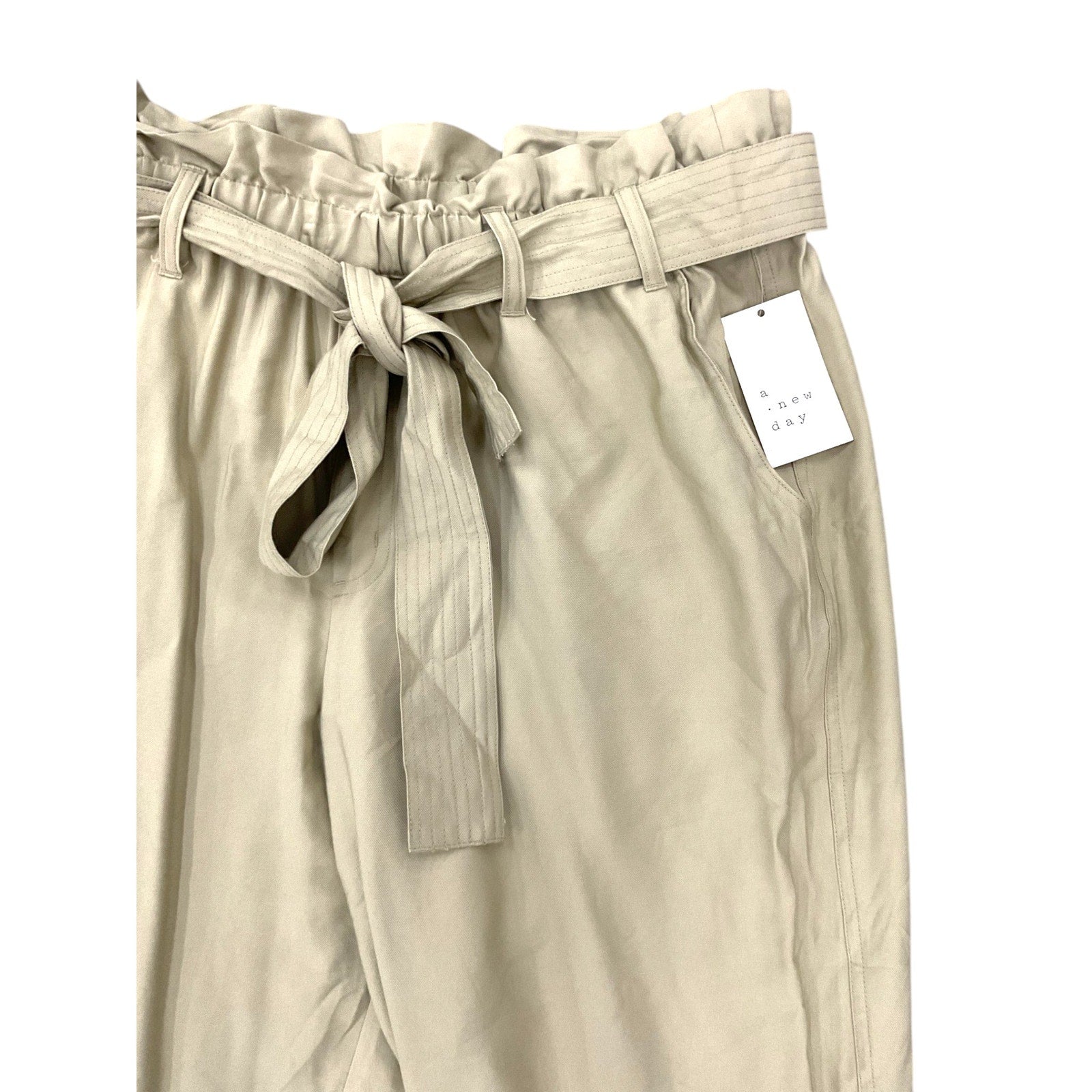 Pantalón (a new day)