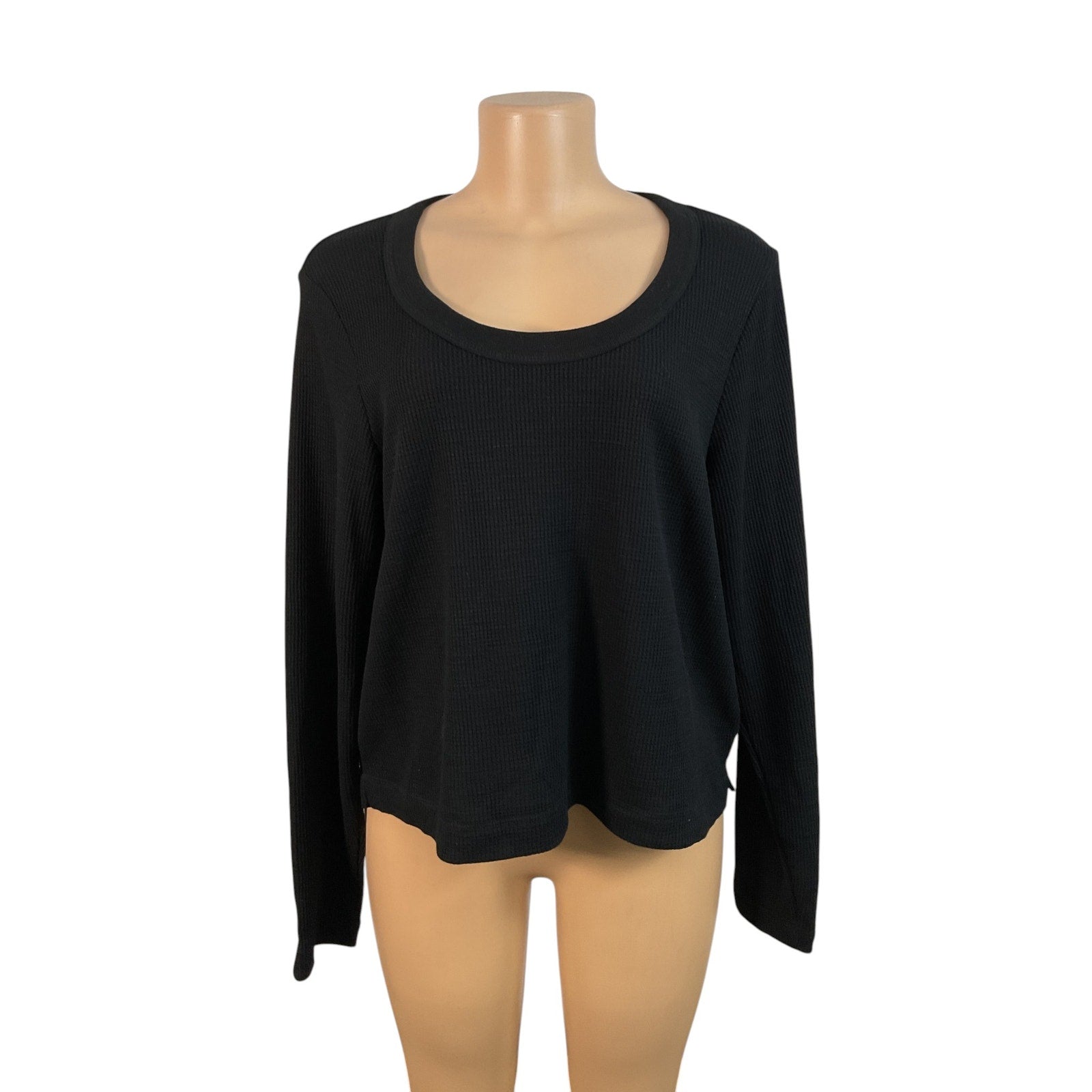 Sueter L (Old Navy)