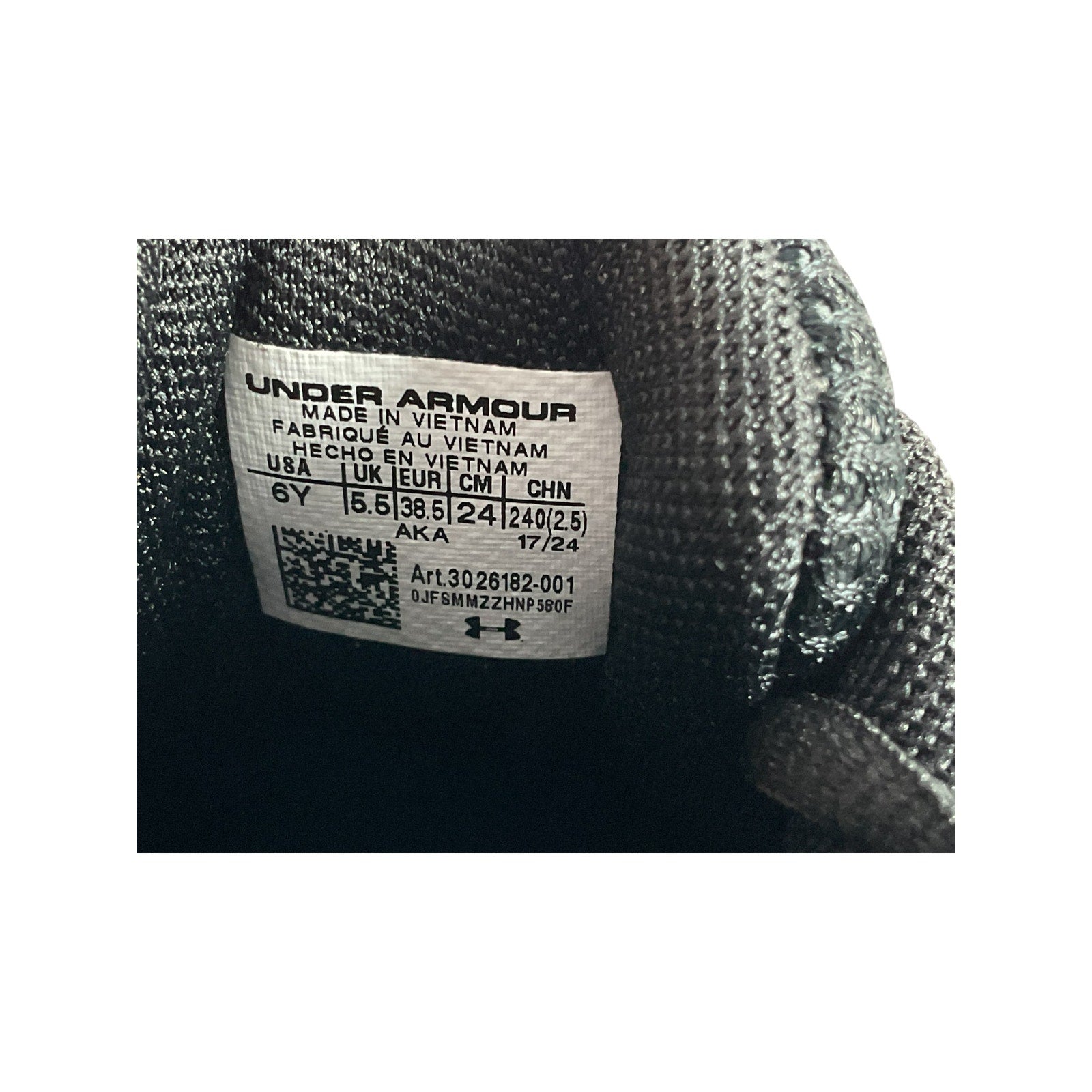 Tenis 6Y (Under Armour)