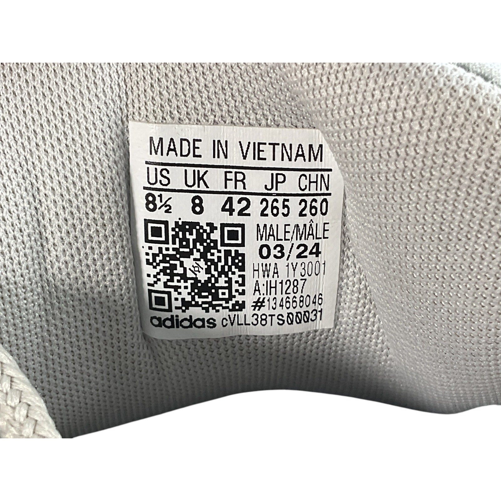 Tenis 8.5 (adidas)
