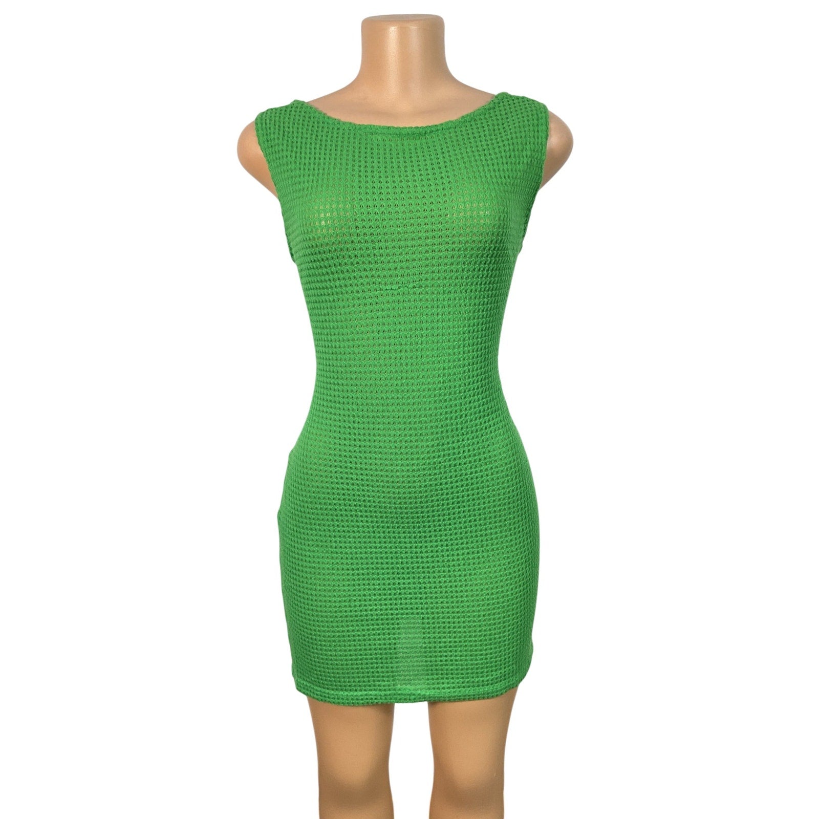 Vestido 10 (PRETTYLITTLETHING)