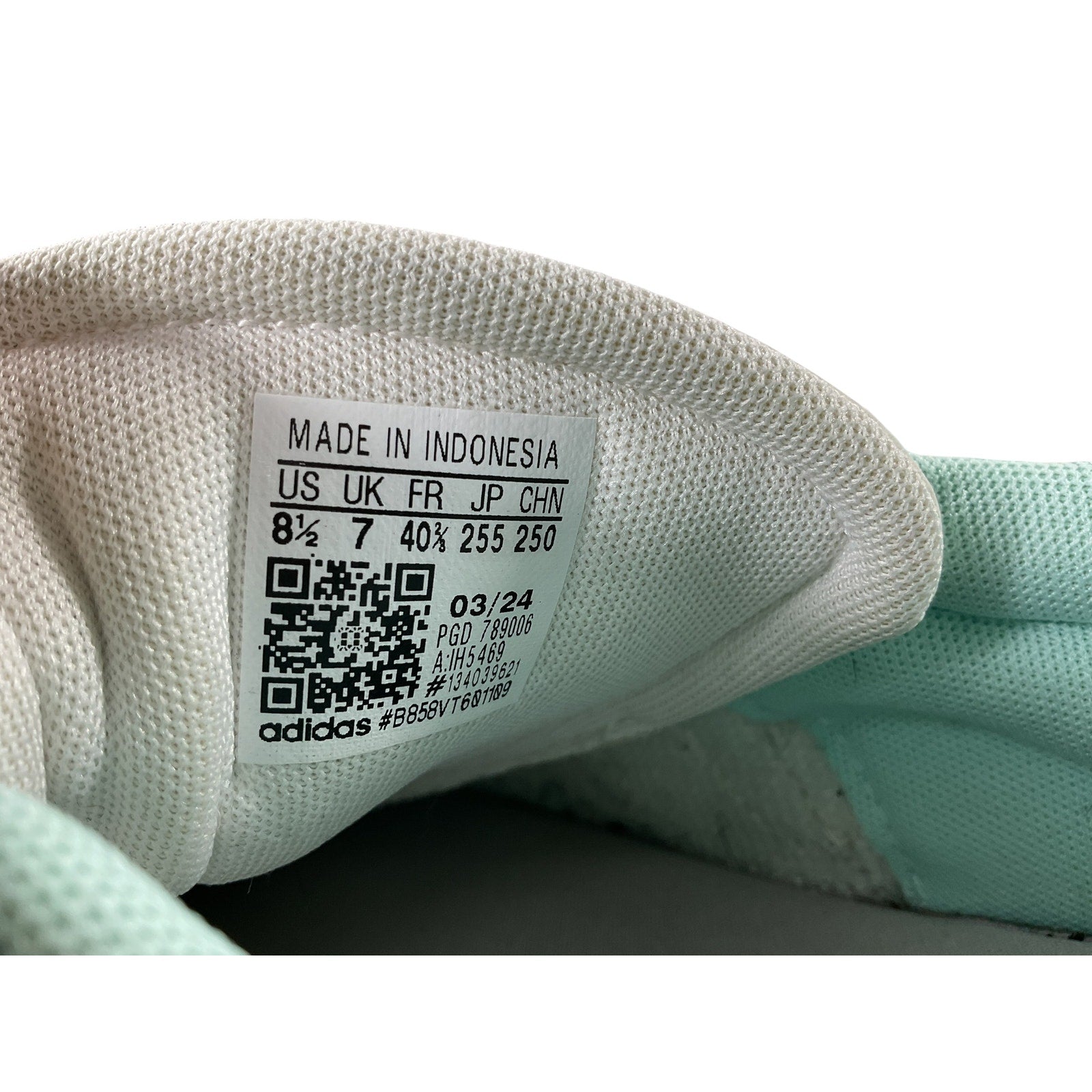 Tenis 8.5 (Adidas)