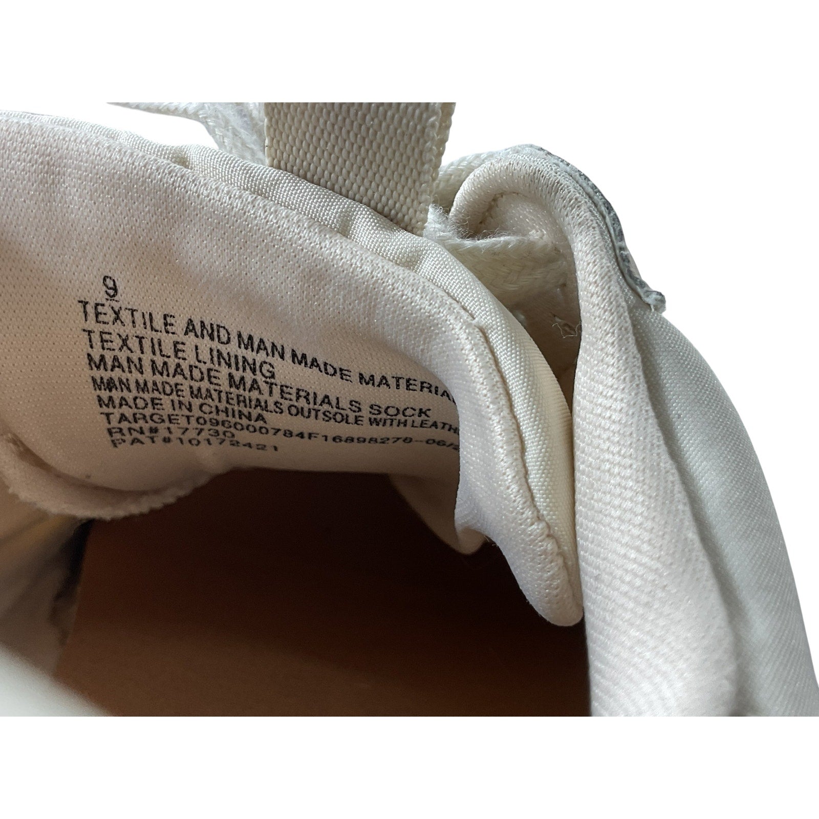 Tenis 9 (Universal Thread)