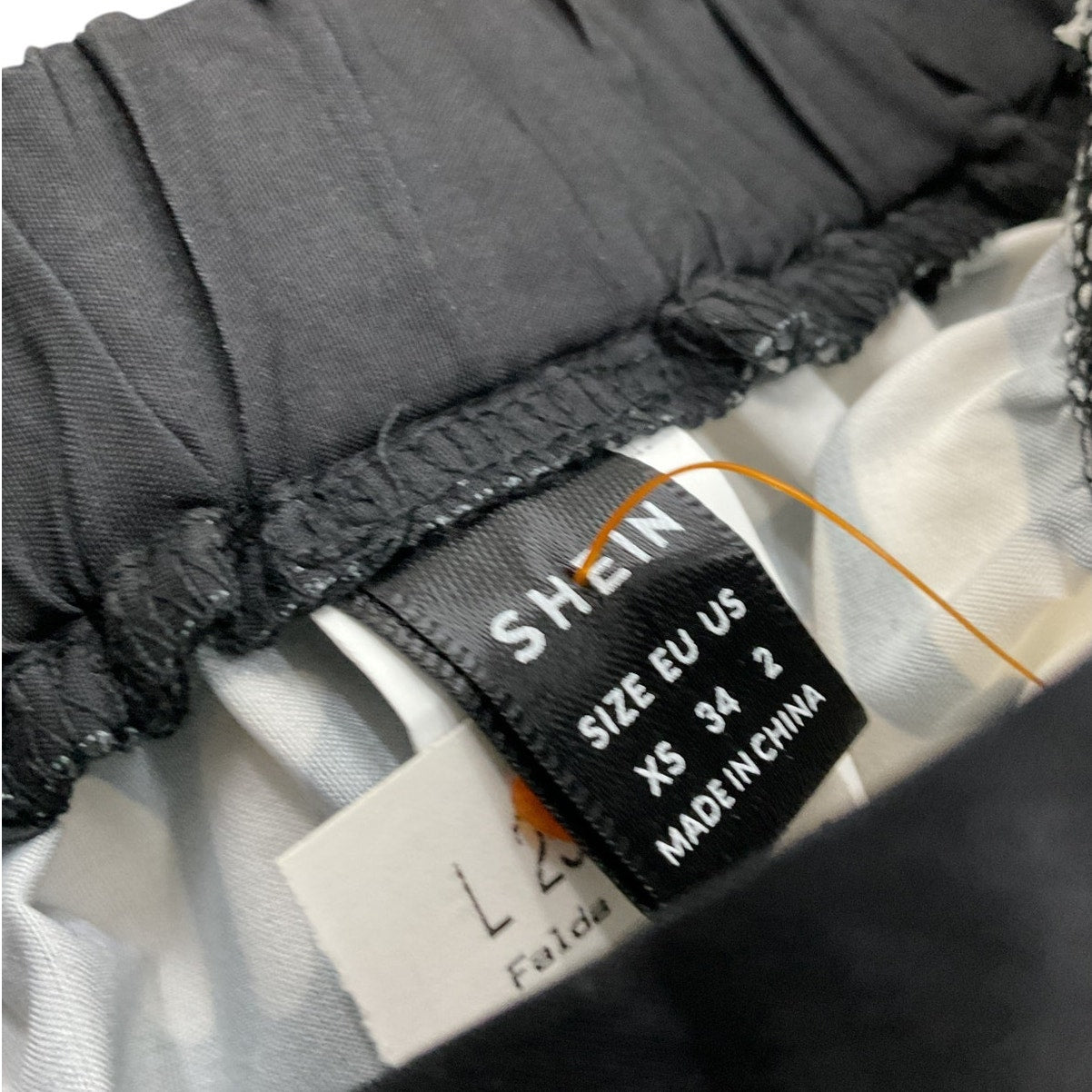 Falda XS (Shein)