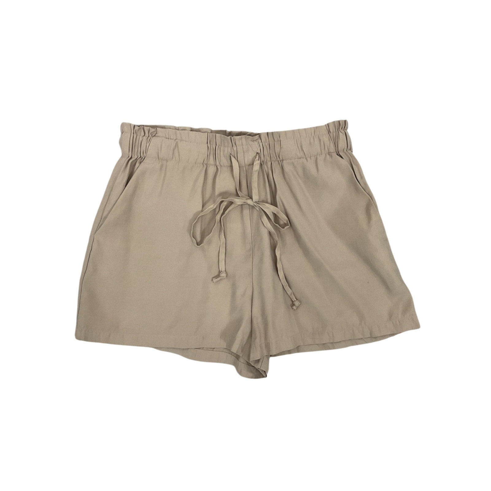 Short M (BCBG)