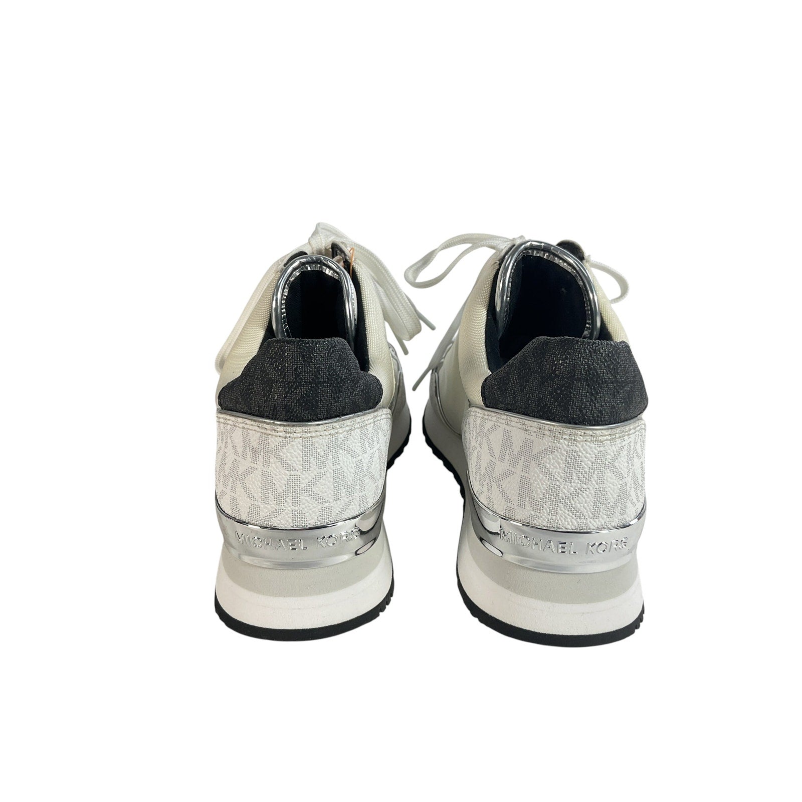 Tenis 8