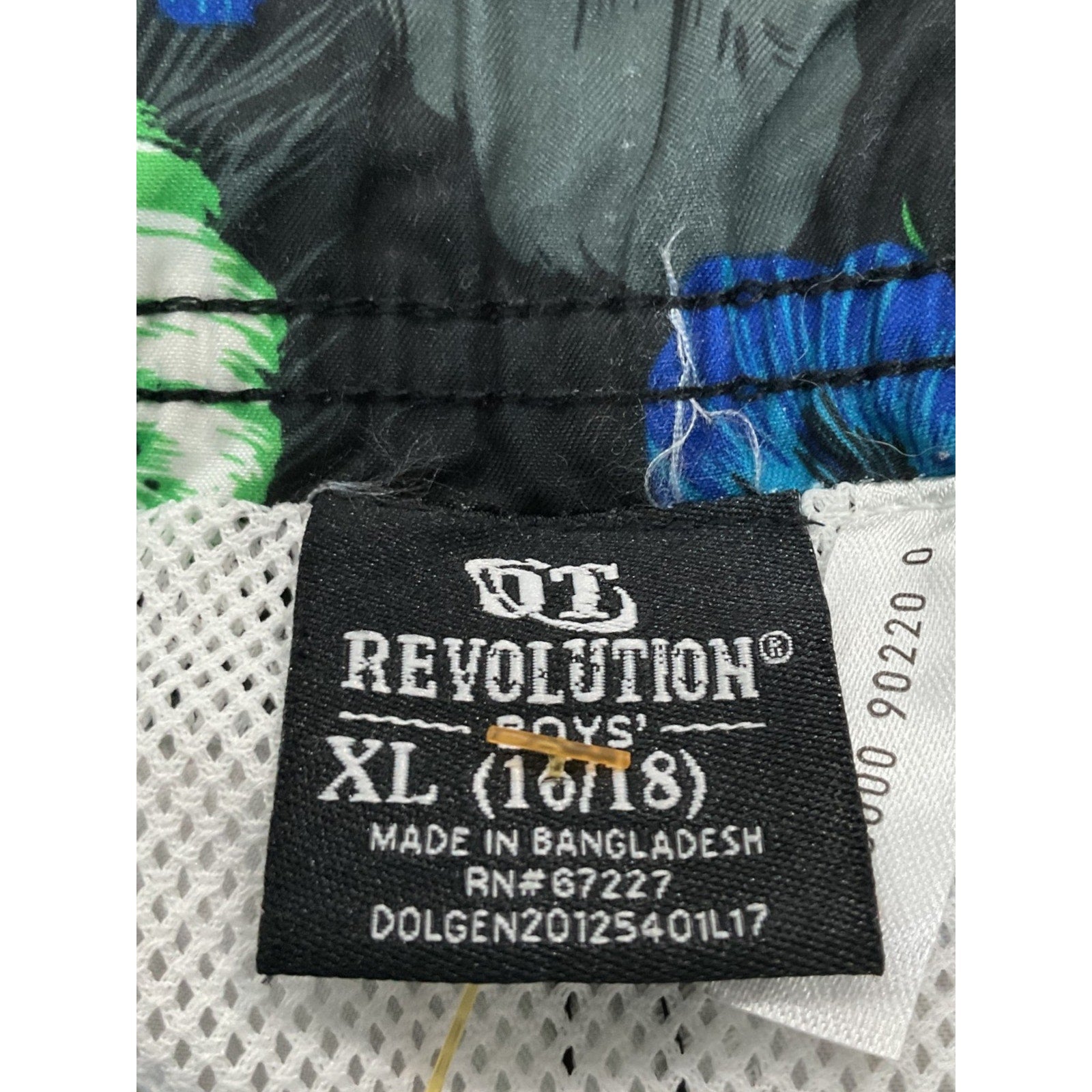 Short Niño XL (Revolution)