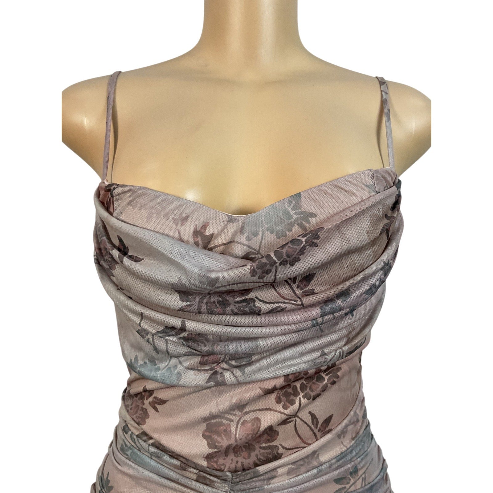 Vestido M (Fashion Nova)