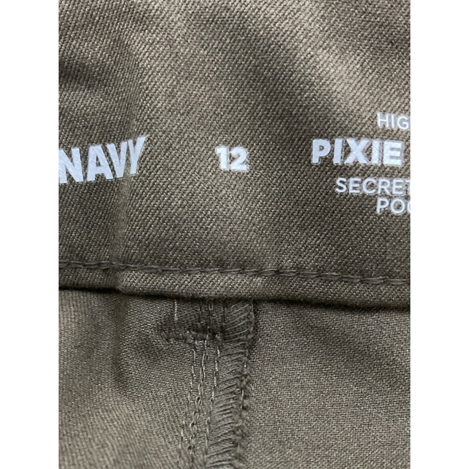 Pantalón 12 (Old Navy)