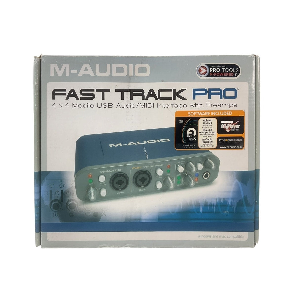 interfaz de audio y MIDI llamada M-Audio Fast Track Pro