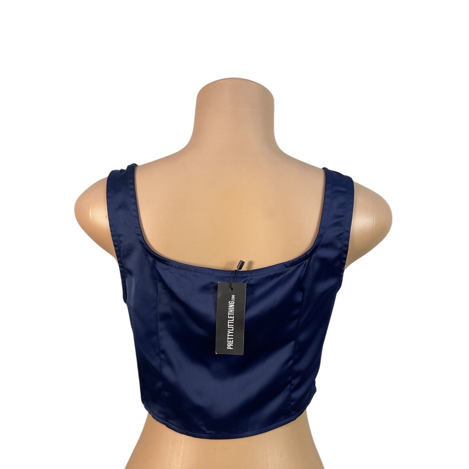 Blusa 6 (PRETTYLITTLETHING)