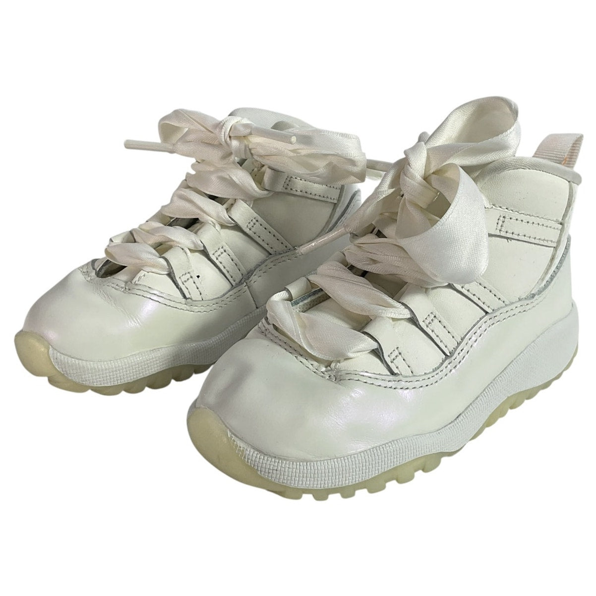 Tenis niña 8C (Jordan)