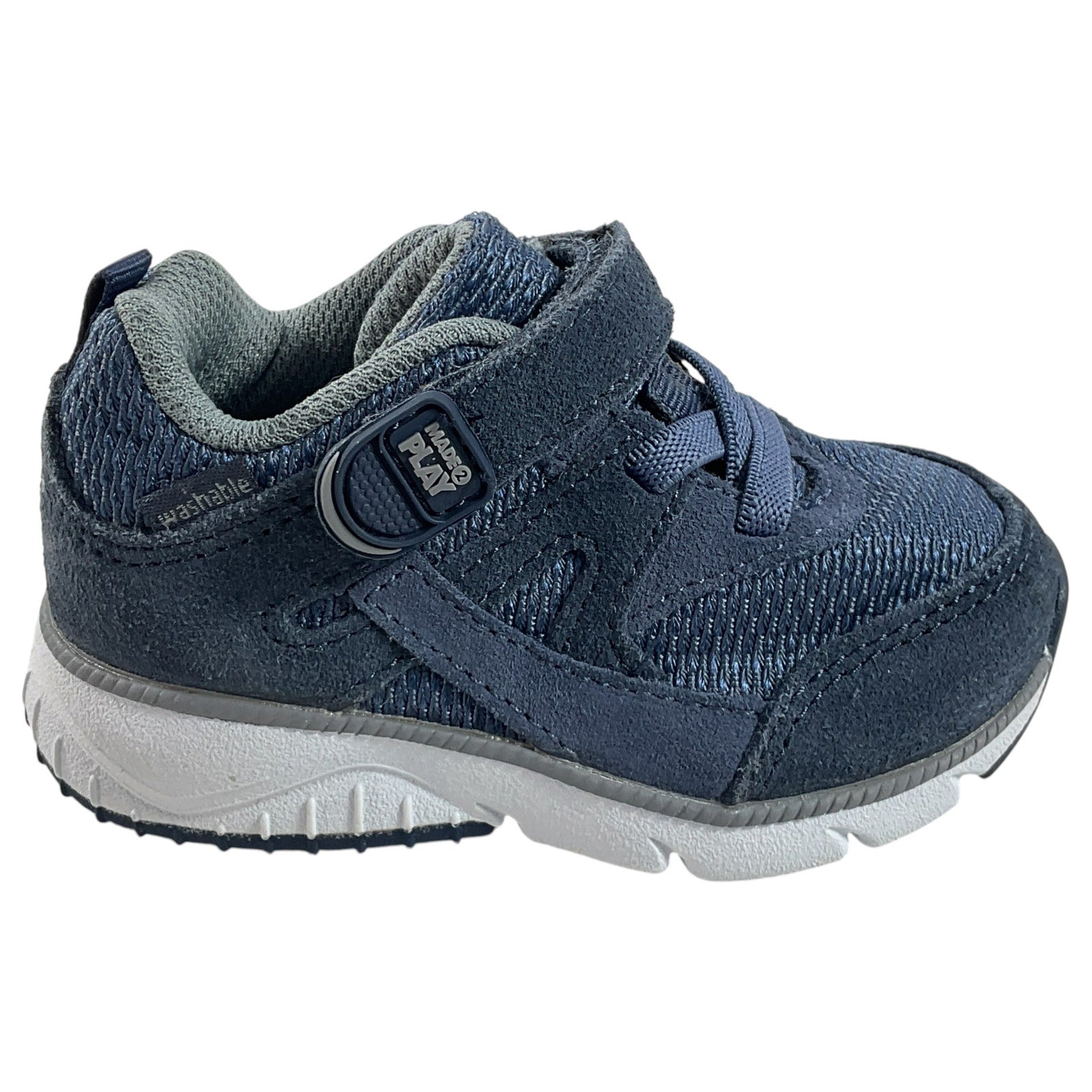 Tenis niño 4