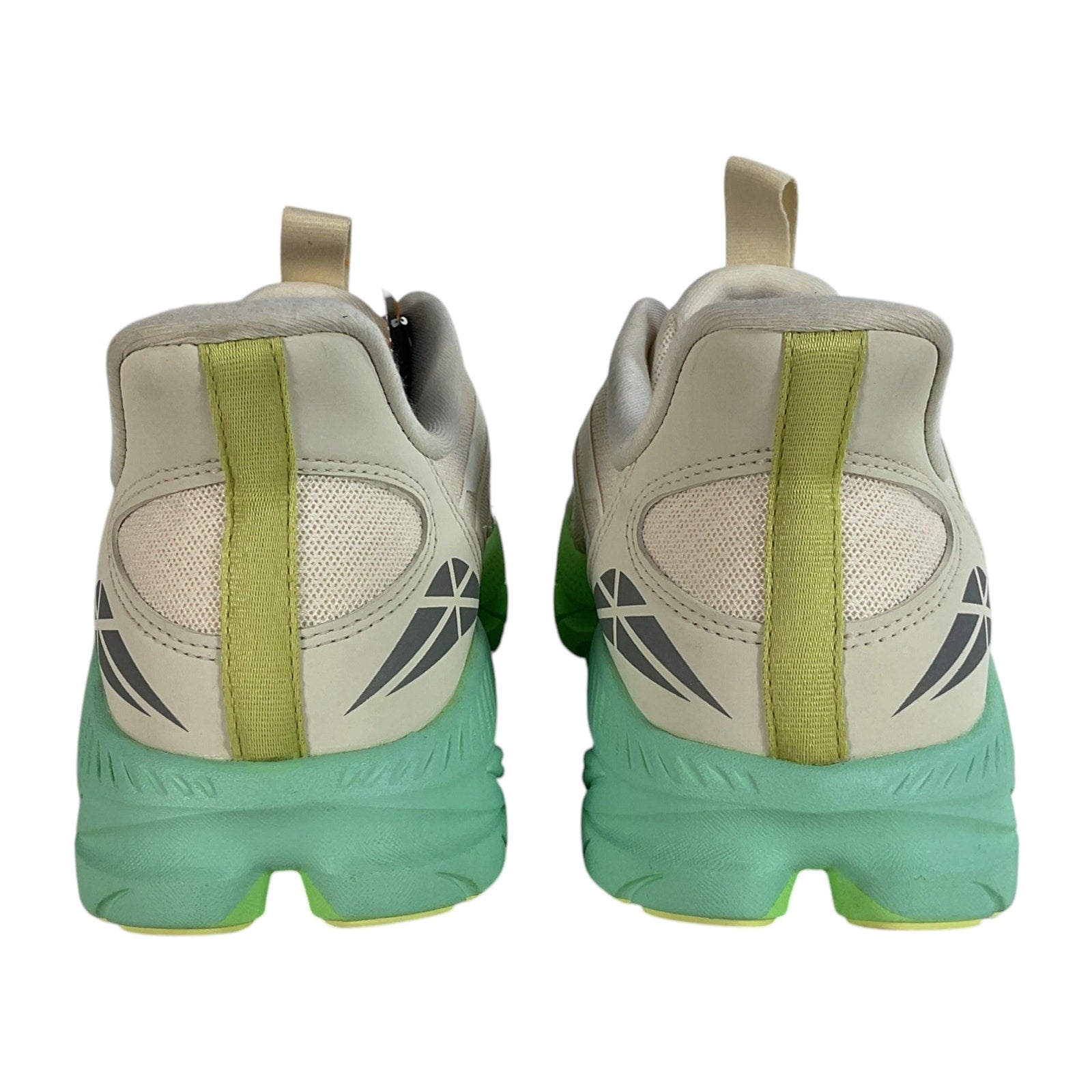 Tenis 9.5