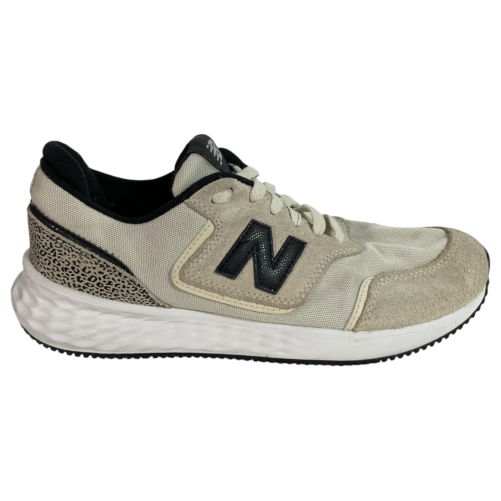 Tenis 9 (New Balance)