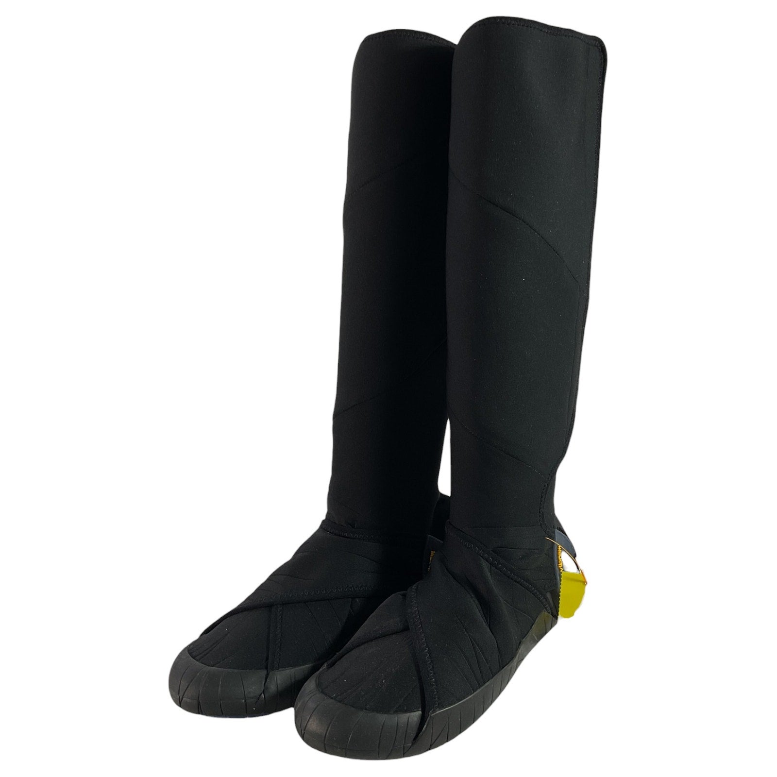 Bota 7.5 (vibram)