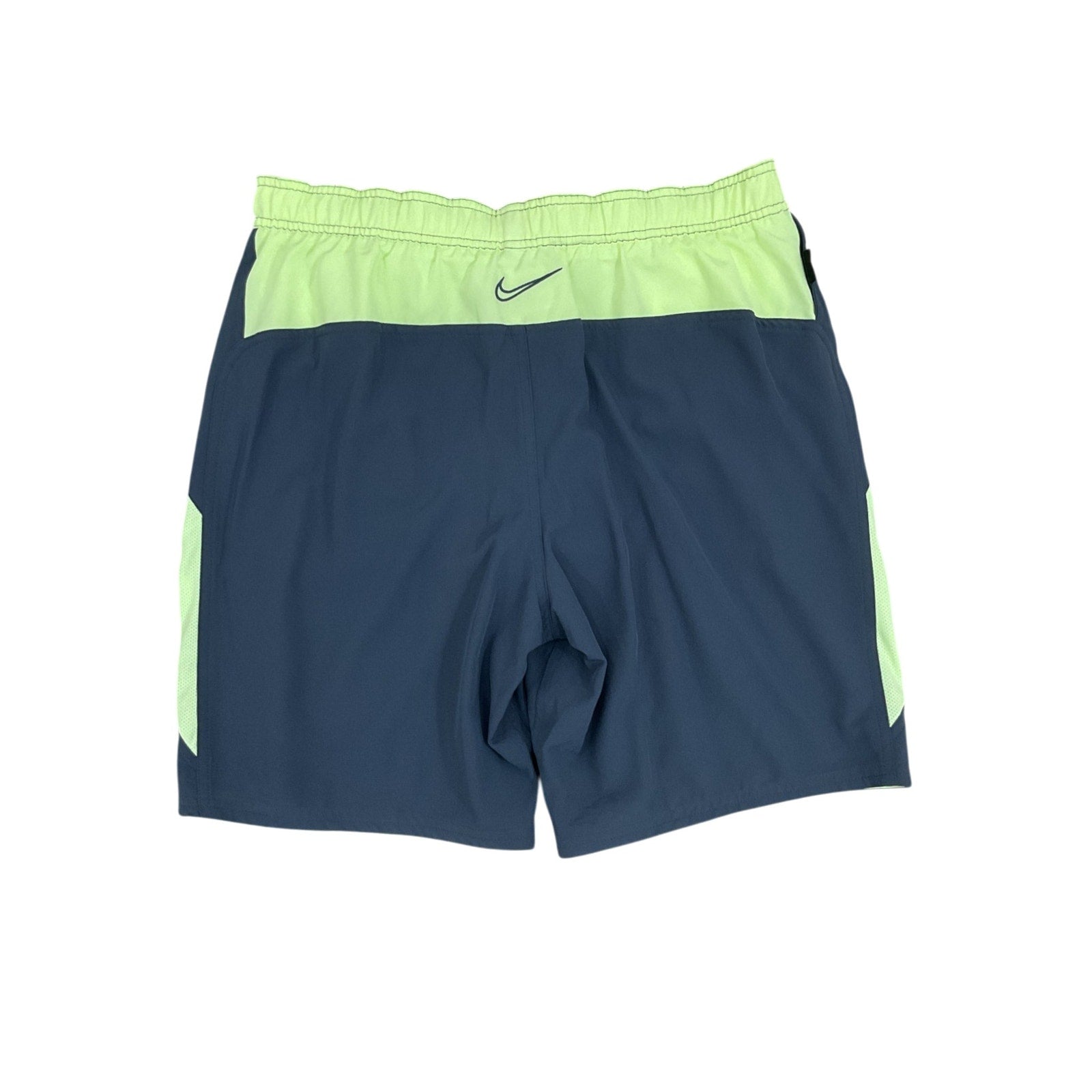 Short L (Nike)