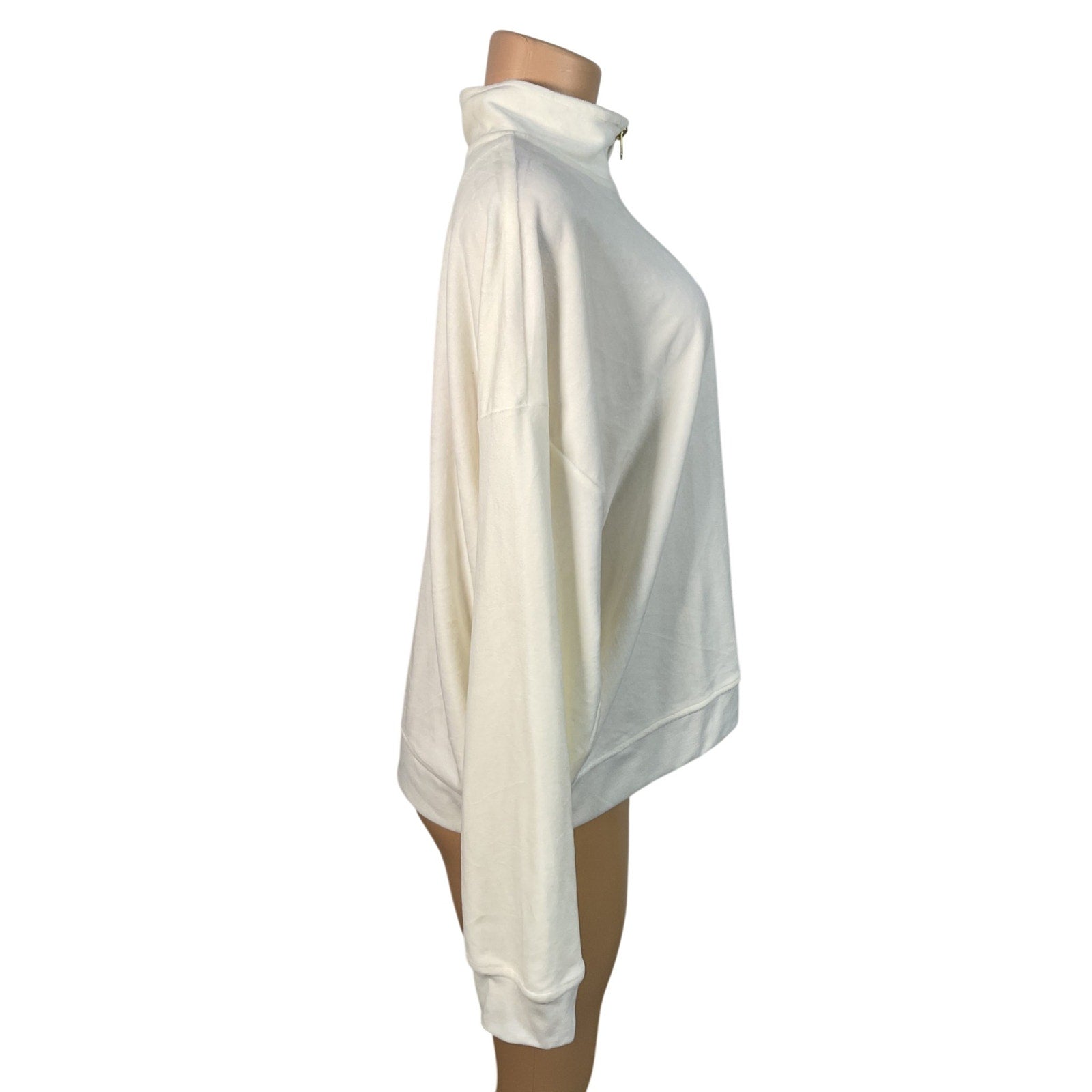 Sueter XL (AVIA)