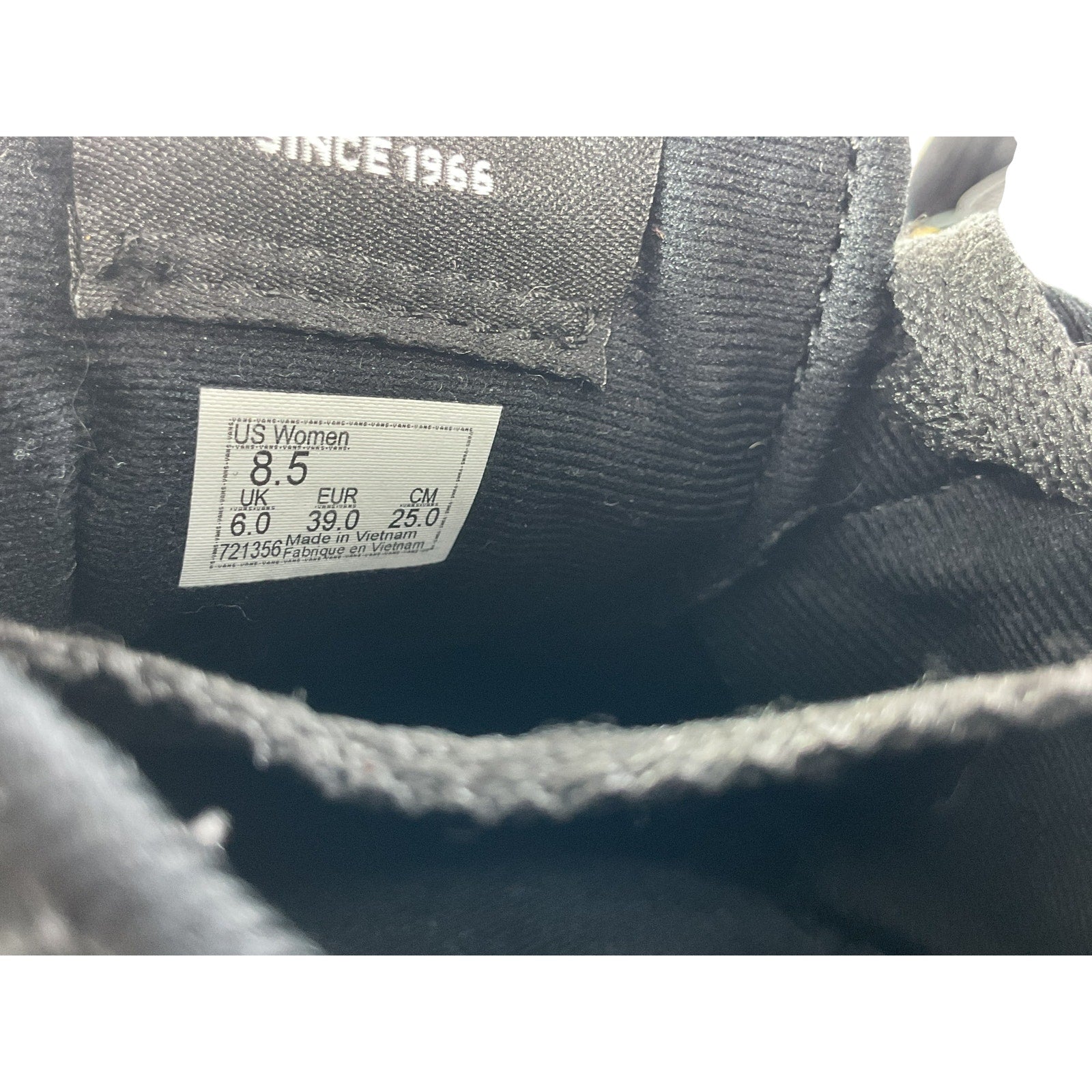 Tenis 8.5 (Vans)
