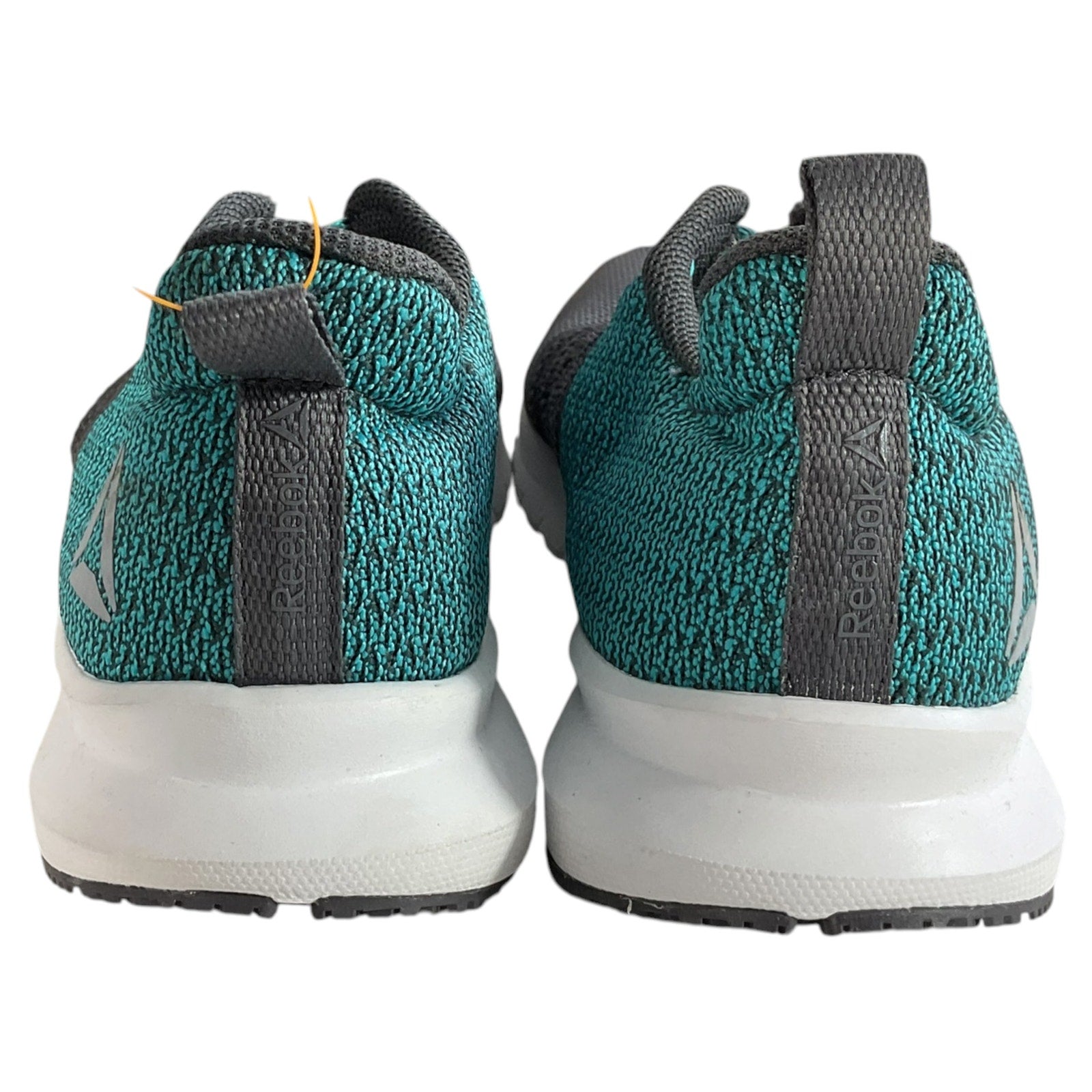 Tenis 8.5 (Reebok)